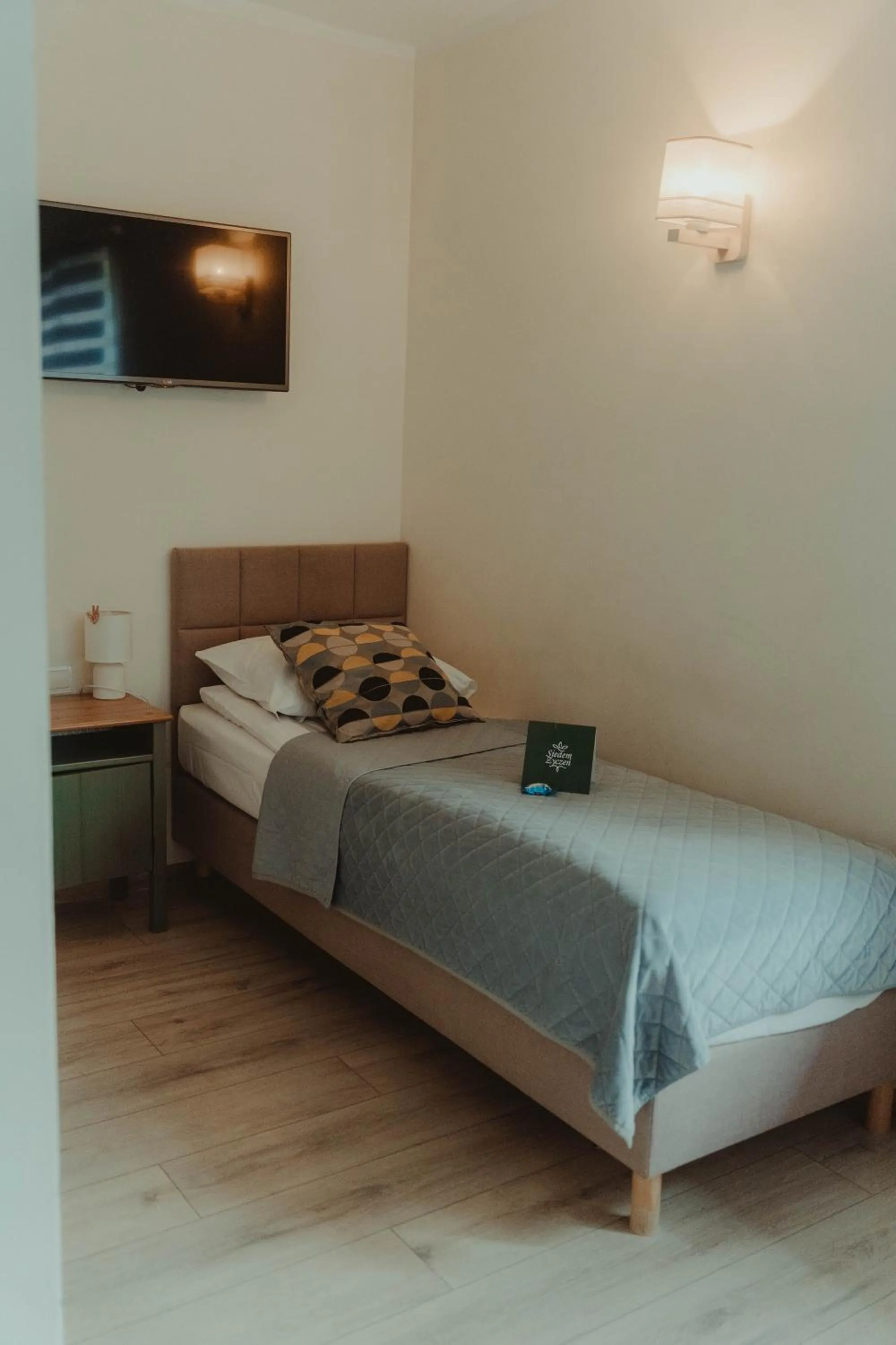 Bed in Siedem Życzeń