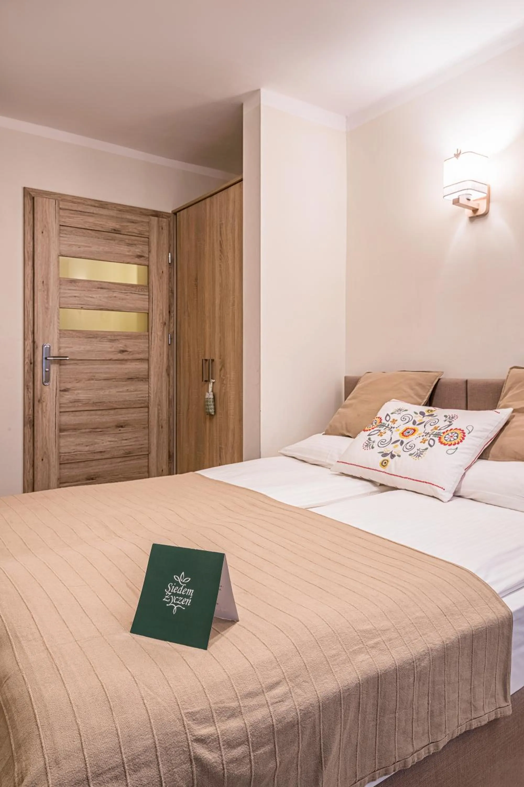 Bed in Siedem Życzeń