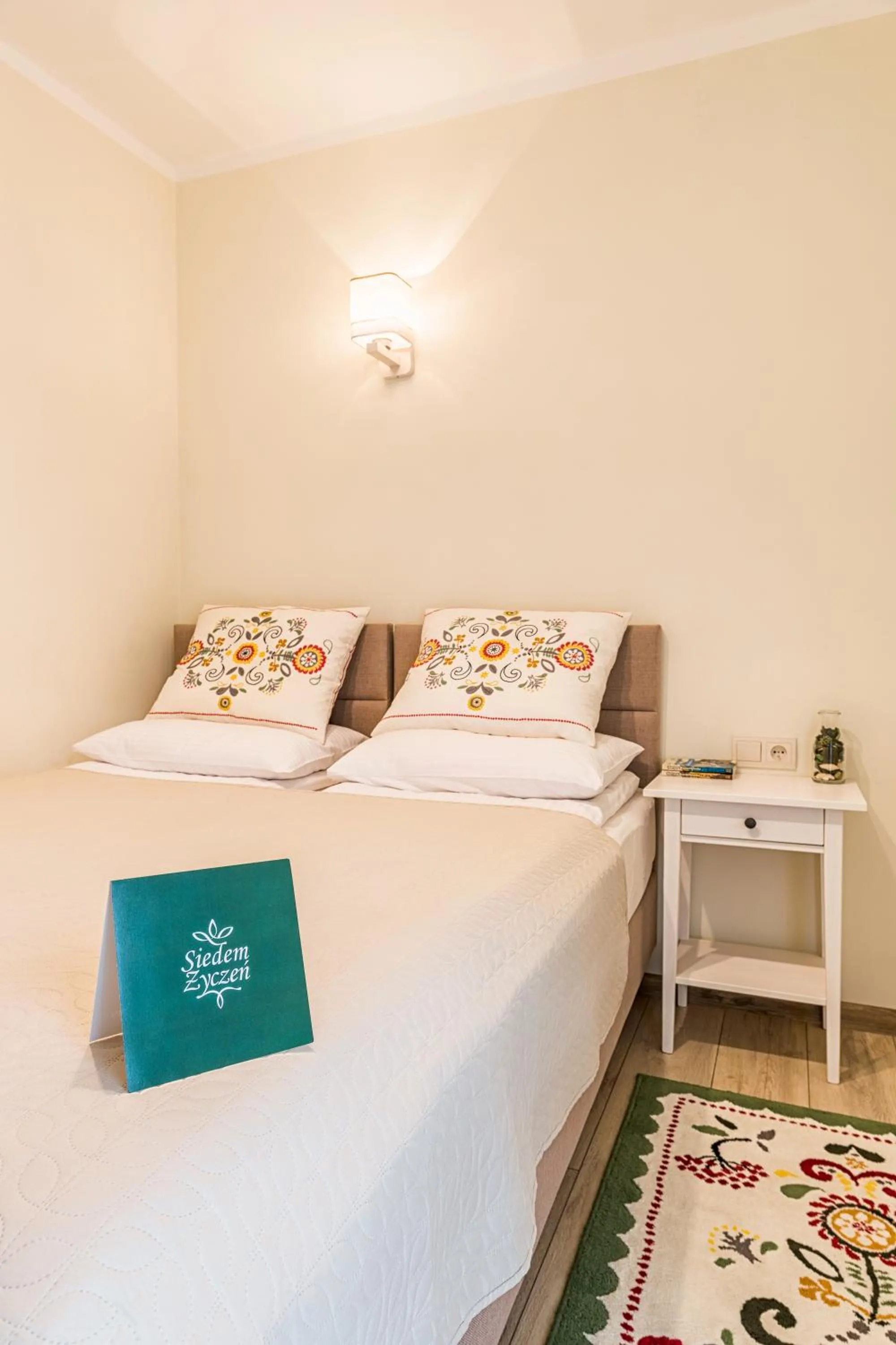 Bed in Siedem Życzeń