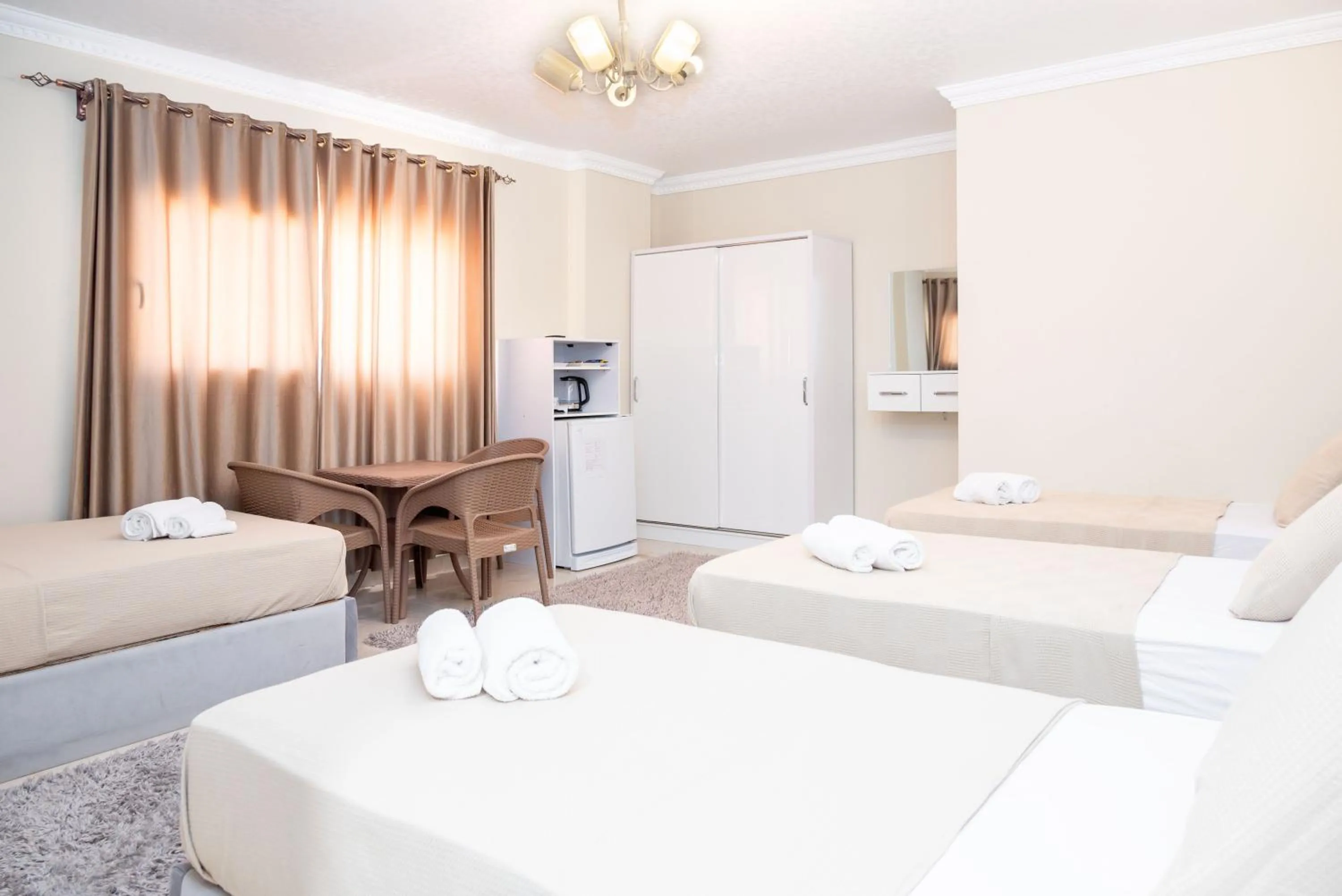 Bed in GEM VIEW INN