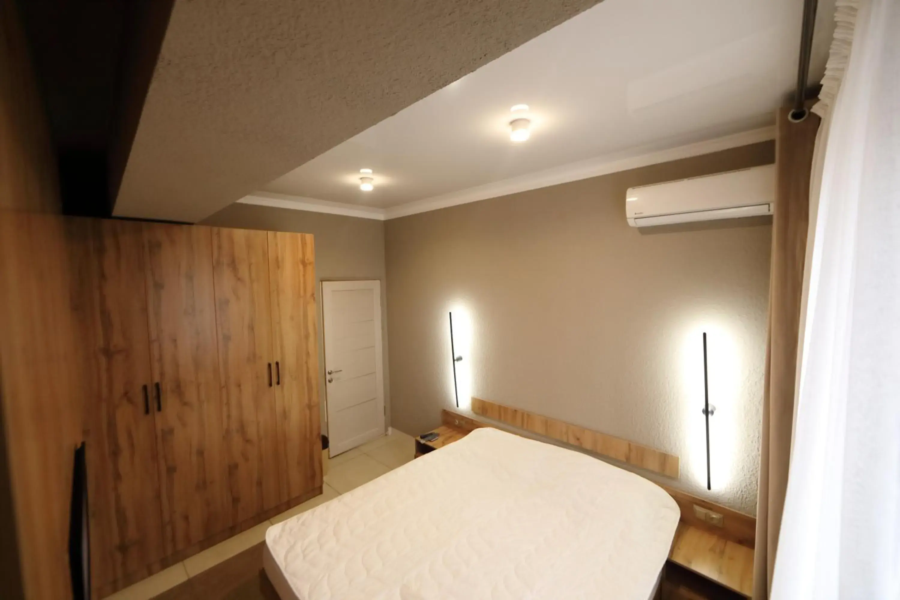 Photo of the whole room, Bed in Cozy Hostel Photo of the whole room, Bed in Cozy Hostel