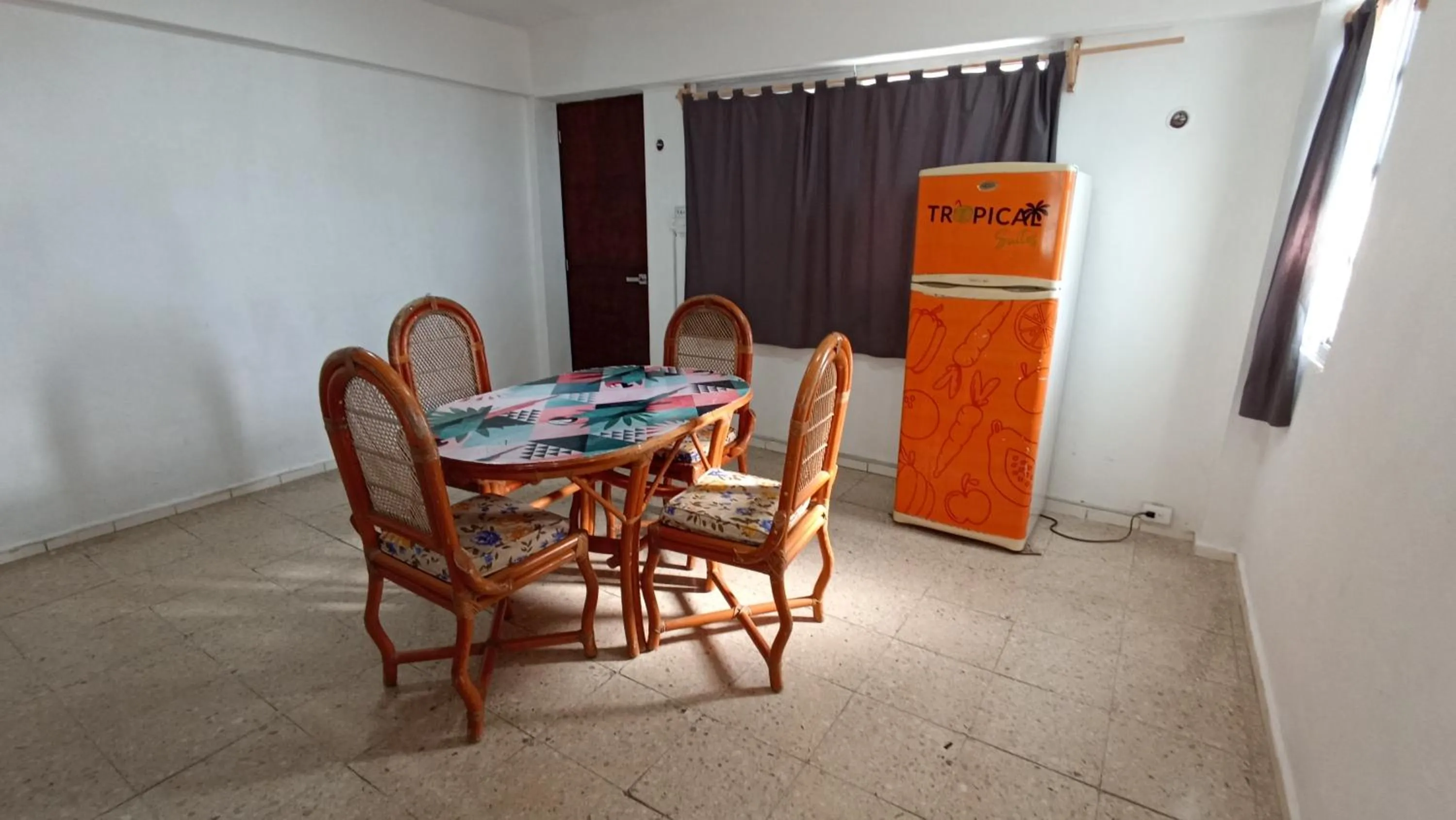 Hotel Tropical