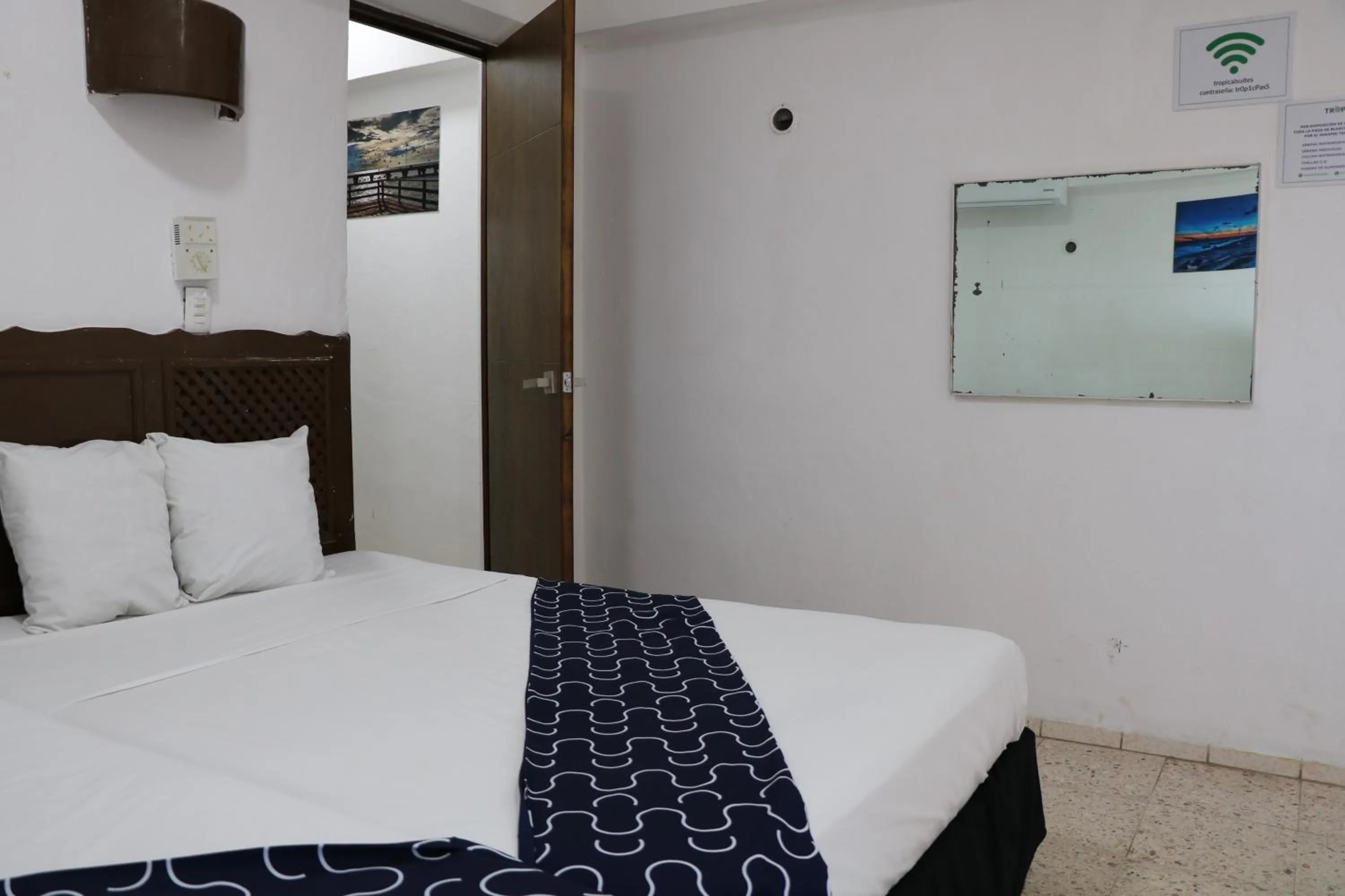 Bed in Hotel Tropical