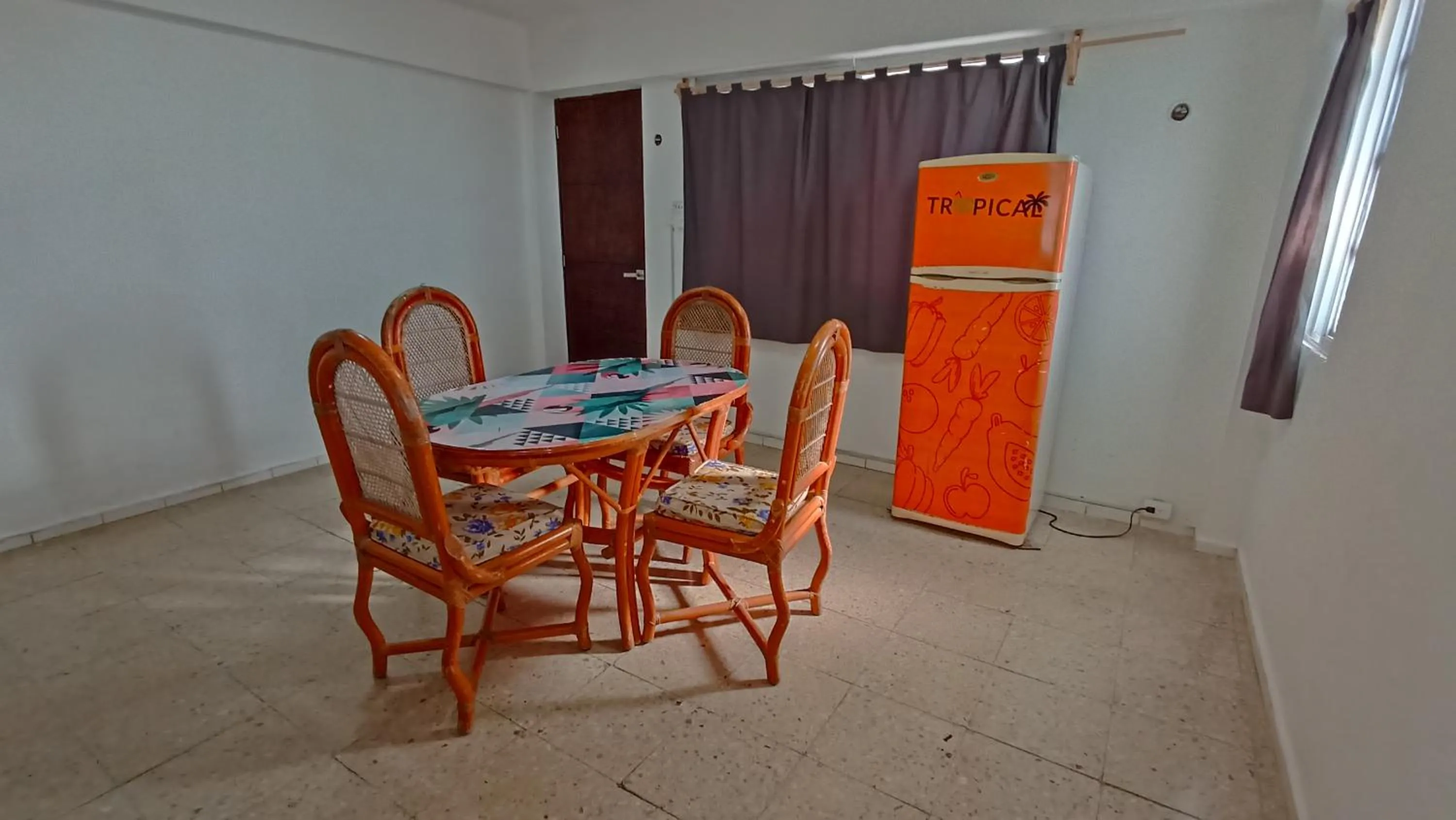 Hotel Tropical