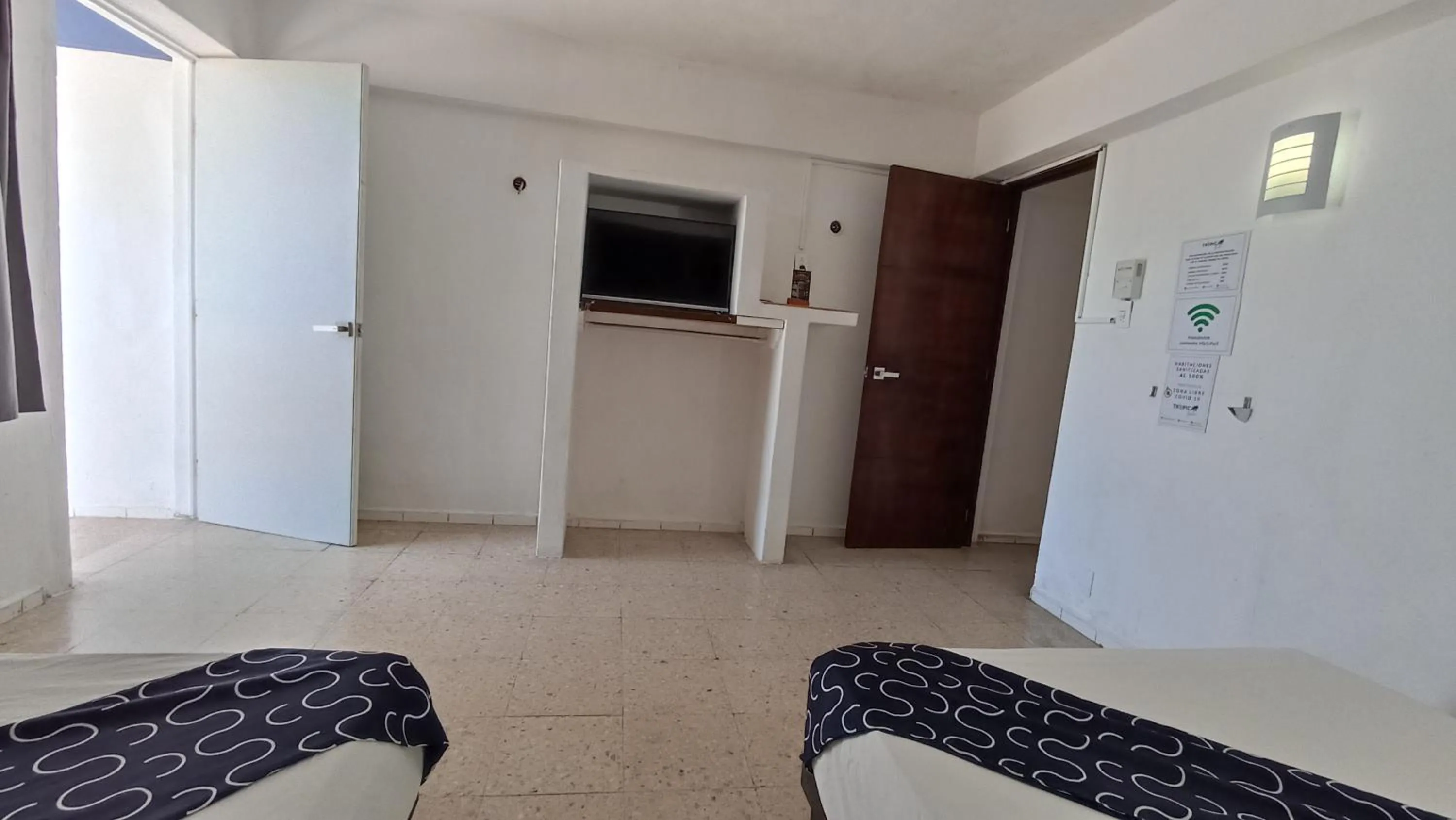 Hotel Tropical