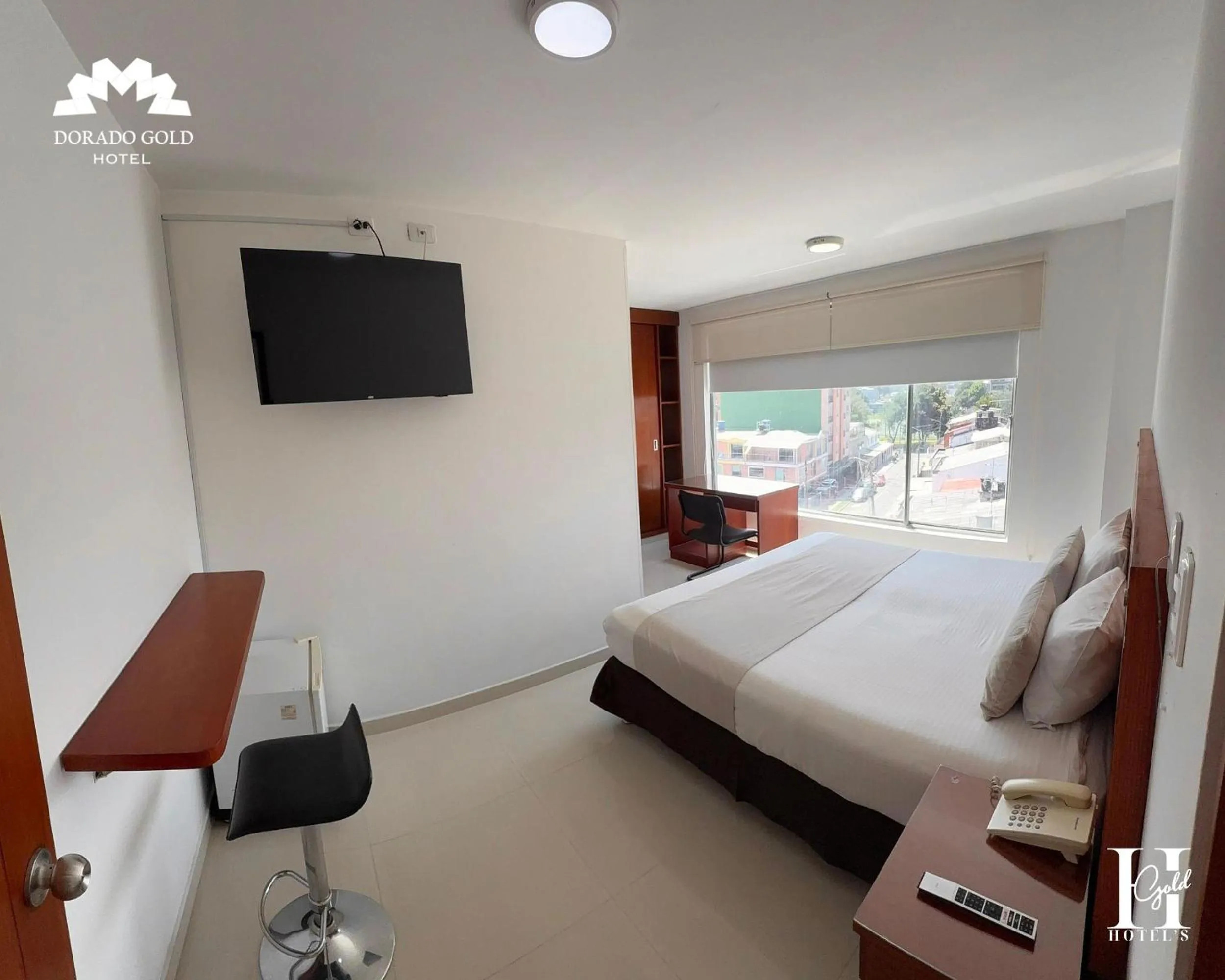 TV and multimedia, Bed in Hotel Dorado Gold