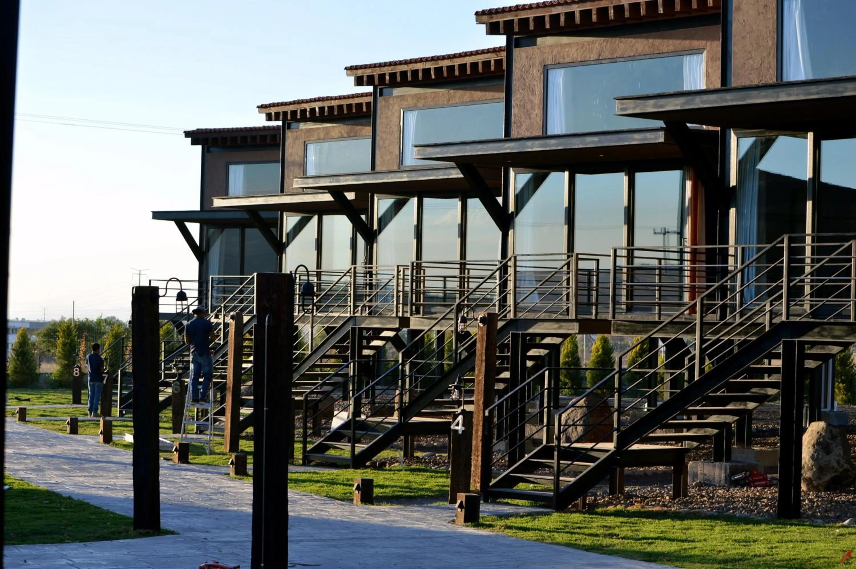 Property building in Hacienda Los Picachos