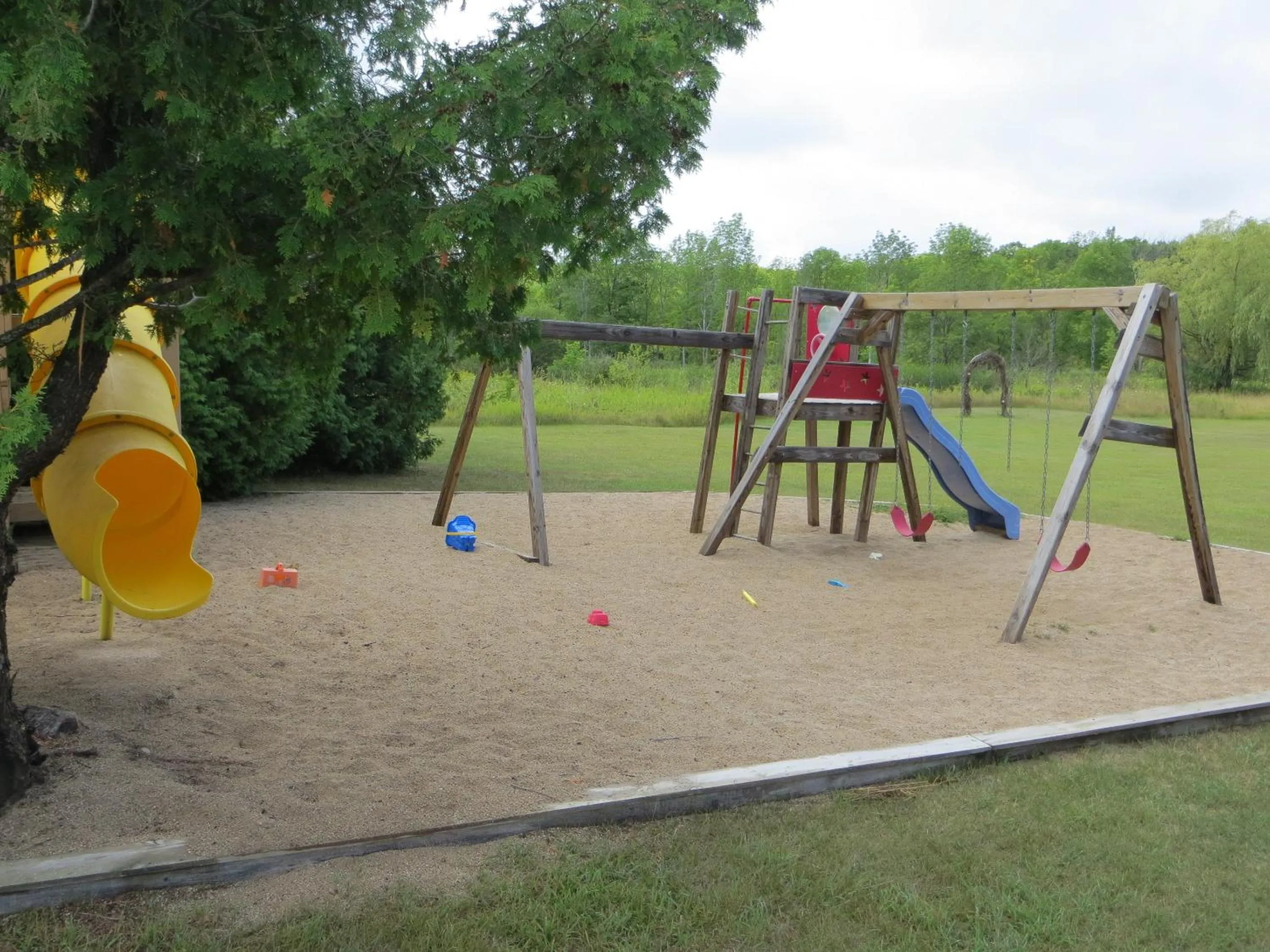 Children play ground in Open Hearth Lodge