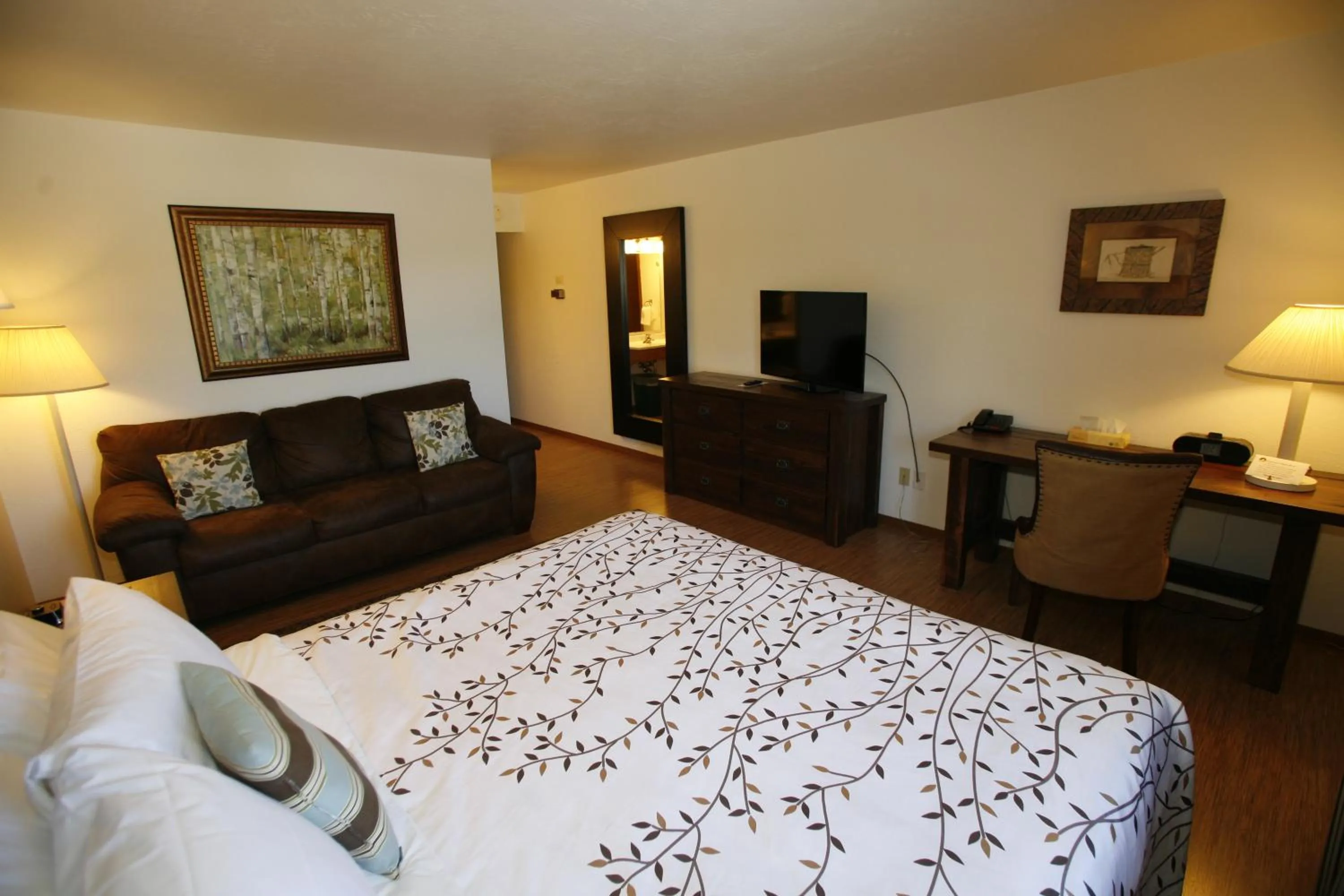 Bed in Open Hearth Lodge