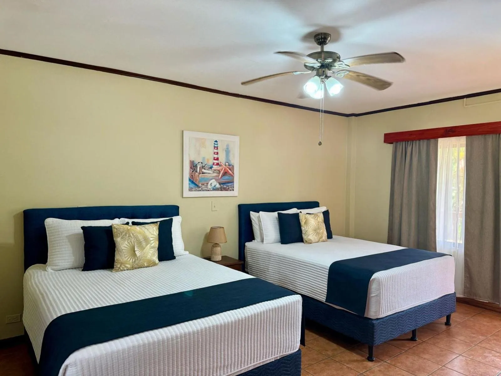 Garden view, Bed in Hotel Delfin Playa Bejuco