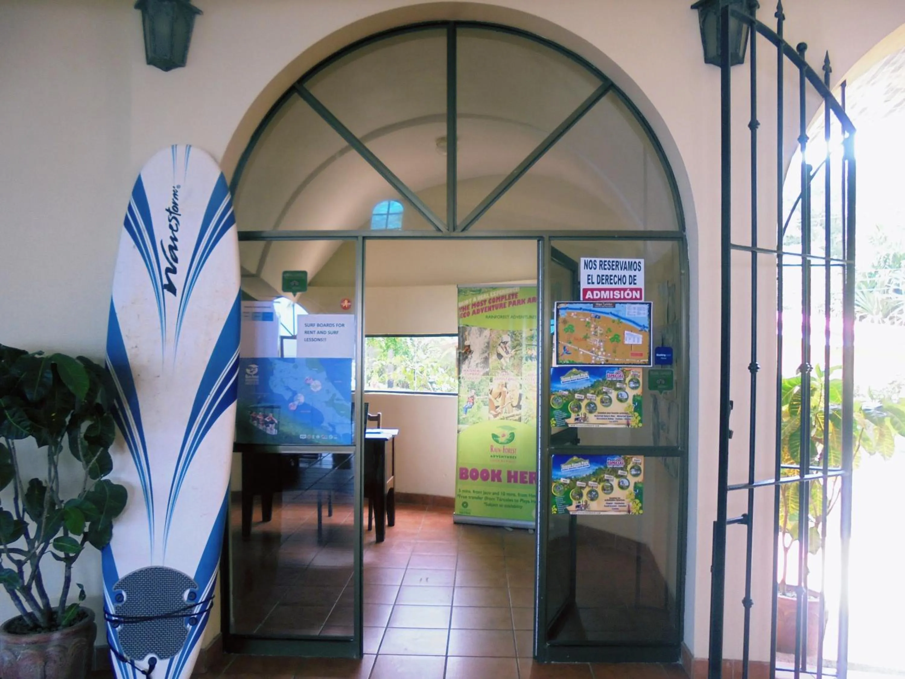 Area and facilities in Hotel Delfin Playa Bejuco