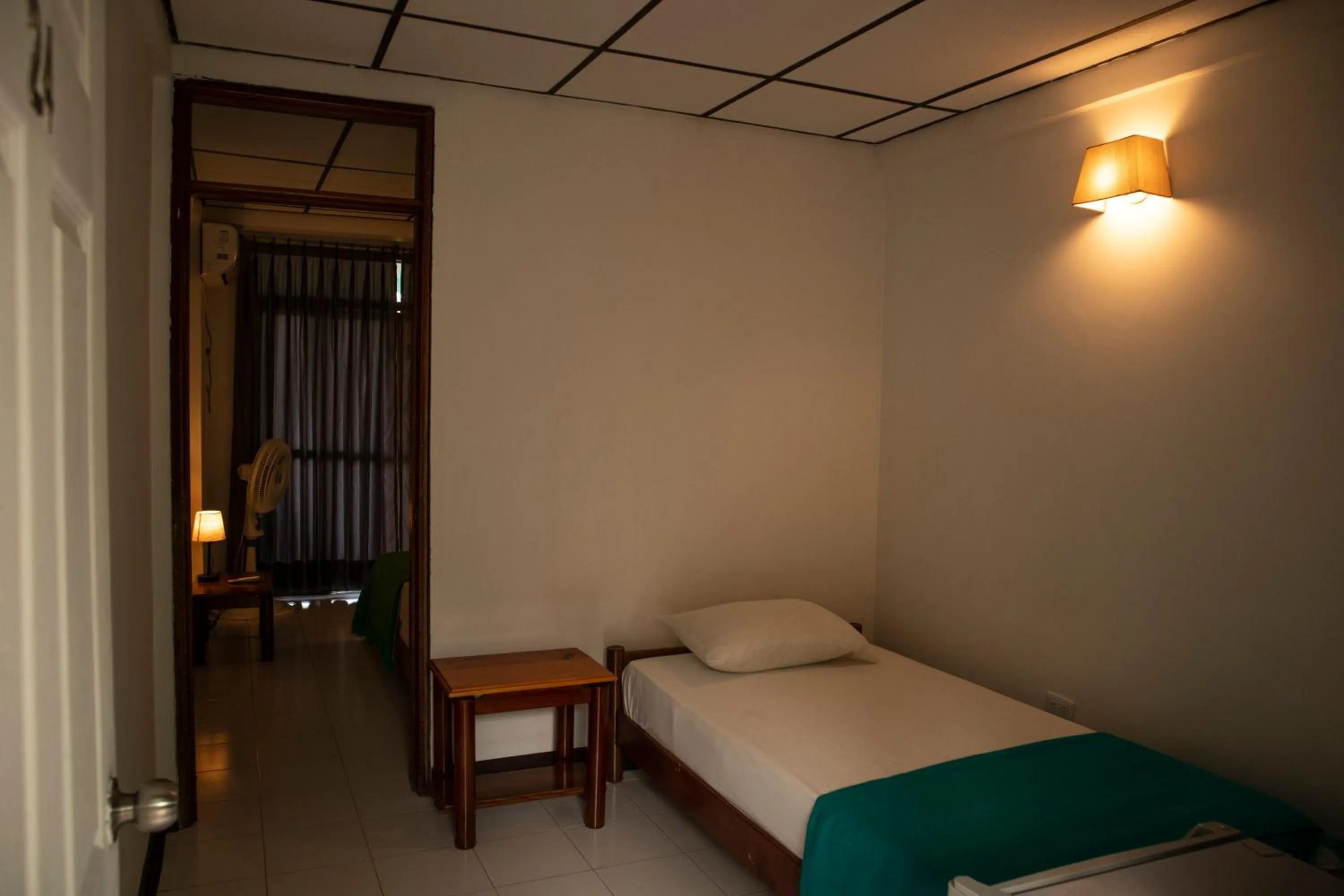 Bed in South West Bay Cabañas