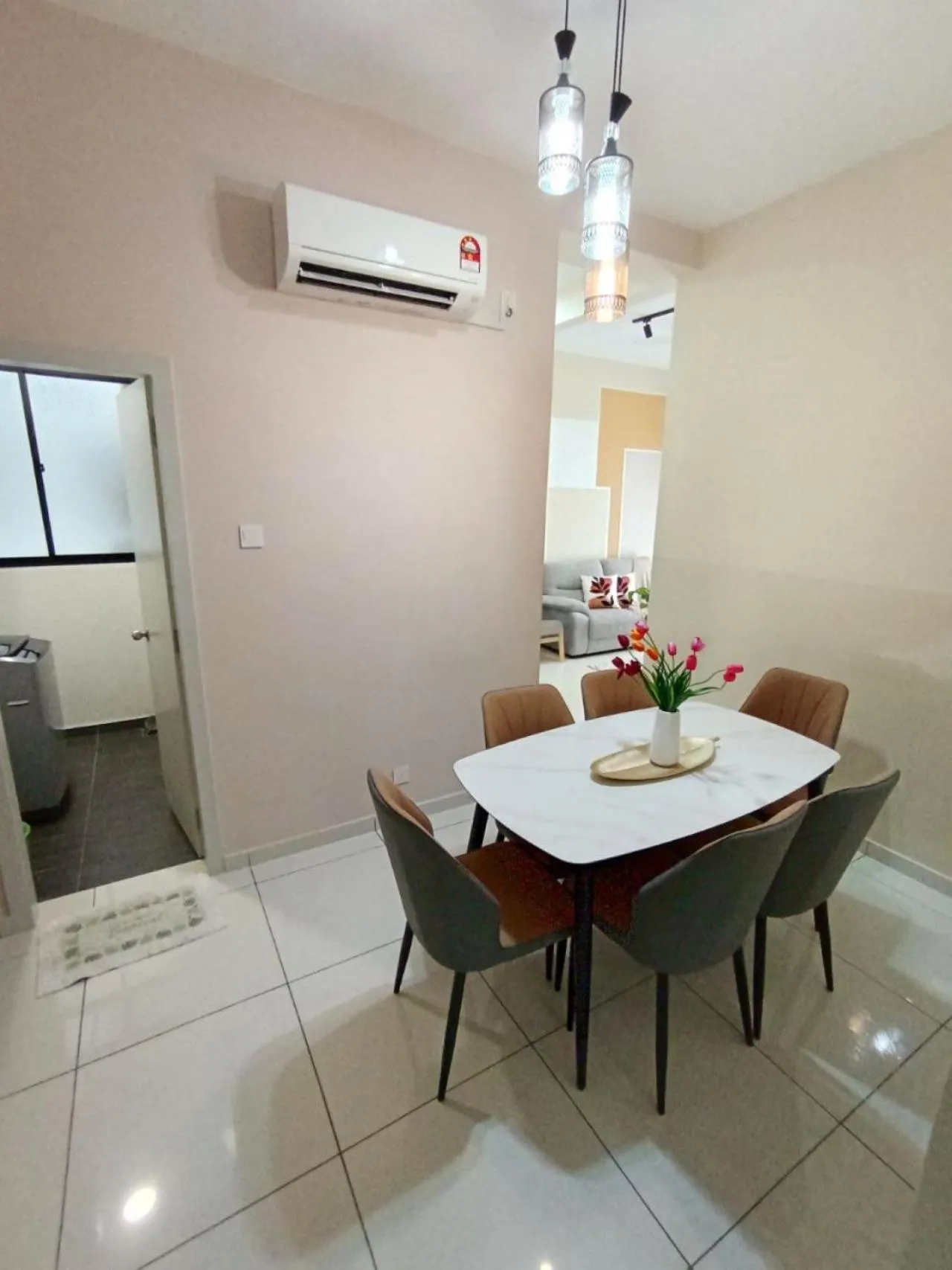 The Horizon Ipoh Dual L13 by Grab A Stay