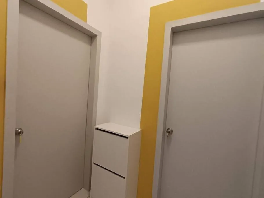 hair dresser in The Horizon Ipoh Dual L13 by Grab A Stay