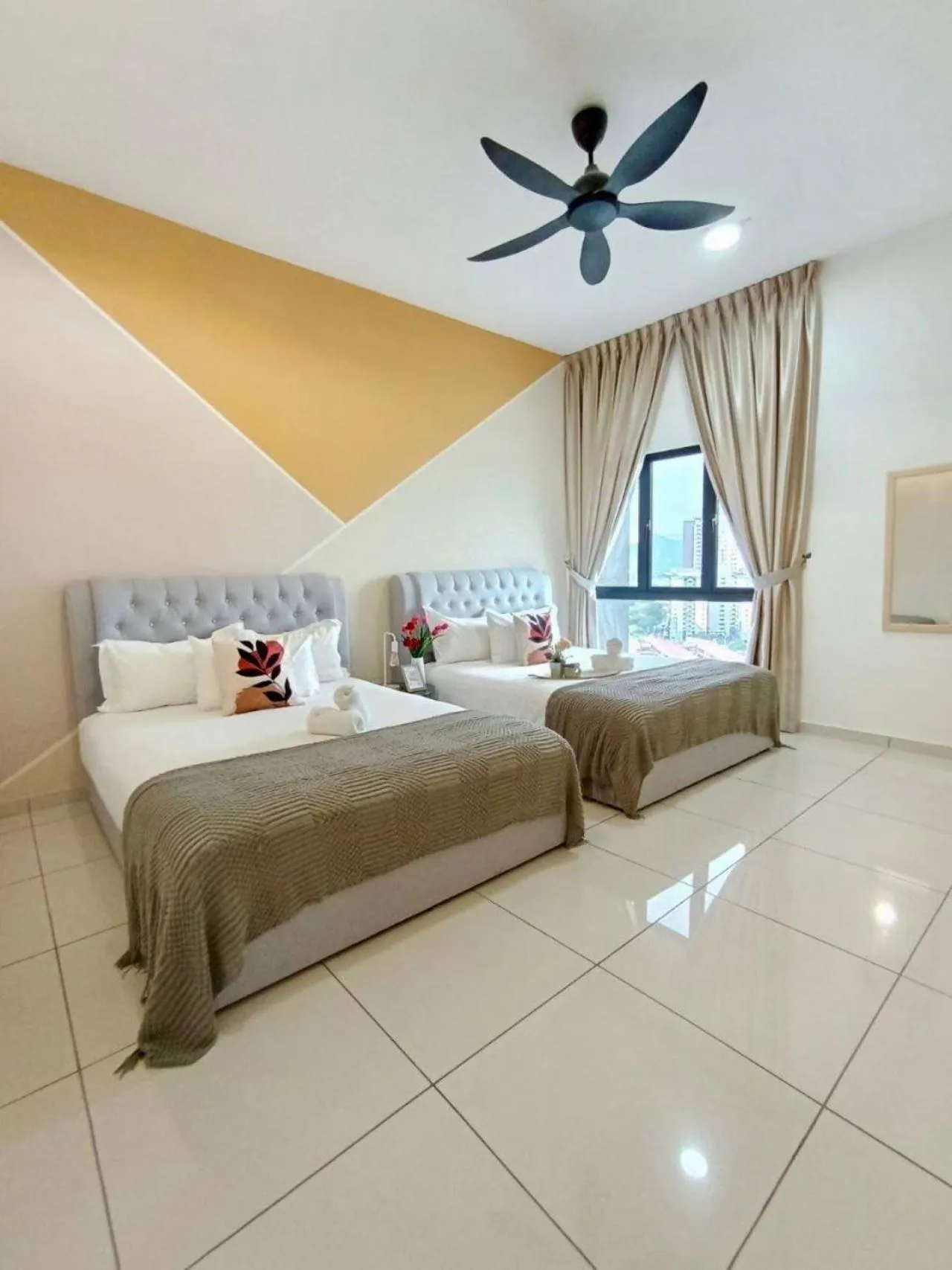Bed in The Horizon Ipoh Dual L13 by Grab A Stay