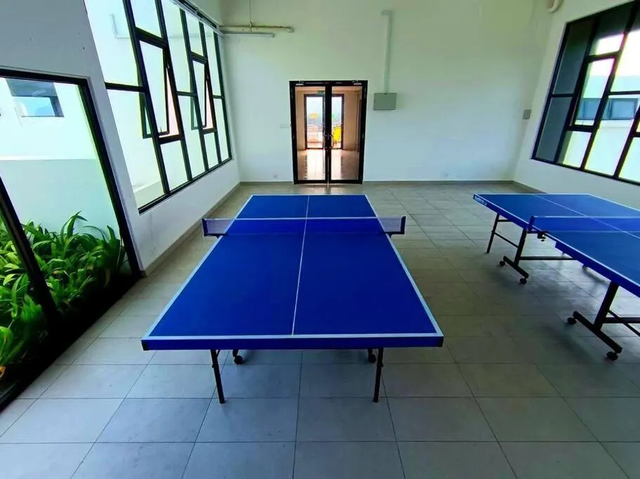 Table tennis in The Horizon Ipoh Dual L13 by Grab A Stay