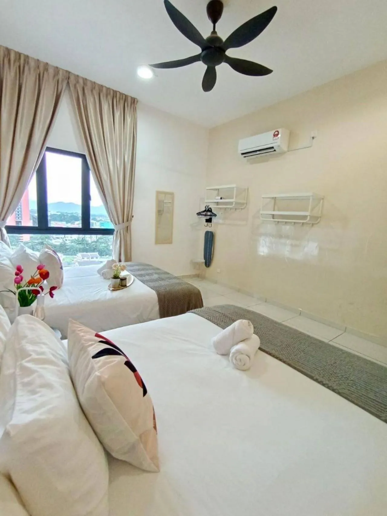 Bed in The Horizon Ipoh Dual L13 by Grab A Stay