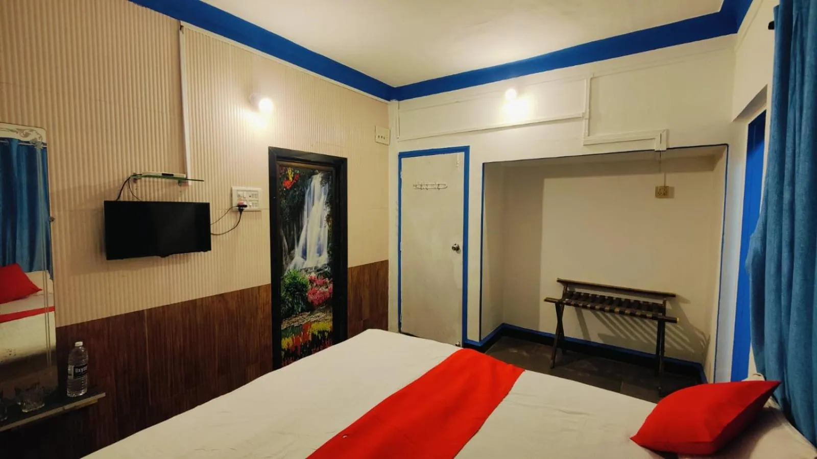 Bed in Muktai Nest