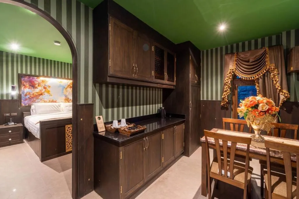 Dining area in The Castle Pratumnak Hill Pattaya 6 Bedroom