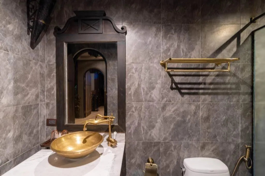 Toilet in The Castle Pratumnak Hill Pattaya 6 Bedroom