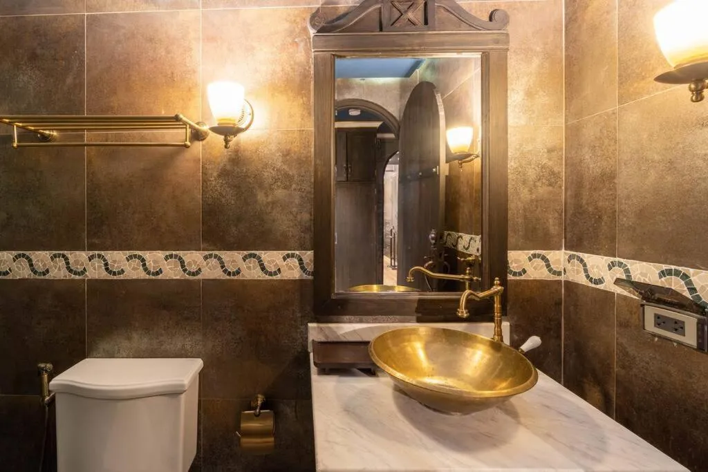 Toilet in The Castle Pratumnak Hill Pattaya 6 Bedroom