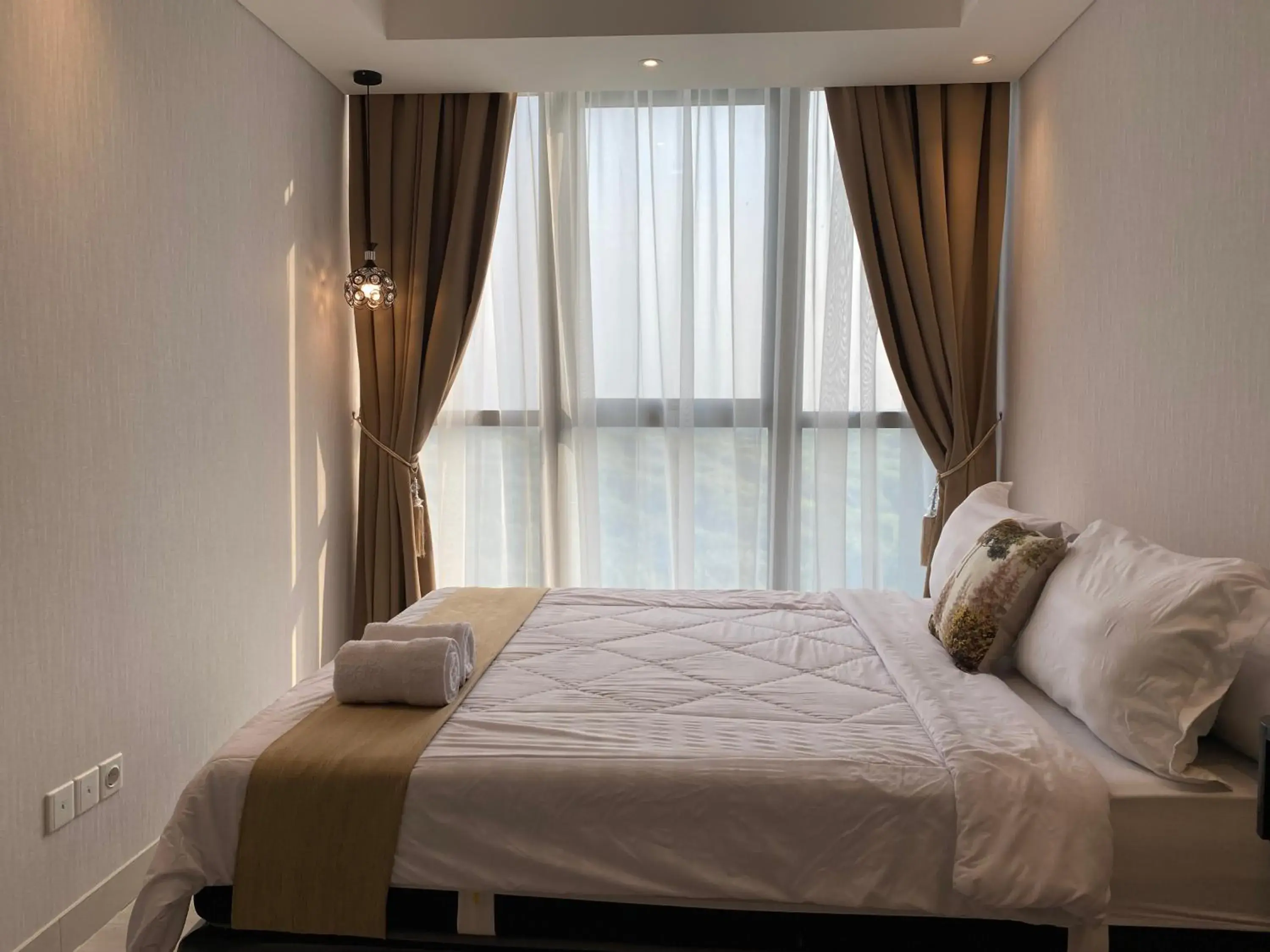 Two-Bedroom Apartment with Balcony and Terrace in Comfort and Luxury Private Room at Goldcoast PIK Two-Bedroom Apartment with Balcony and Terrace in Comfort and Luxury Private Room at Goldcoast PIK