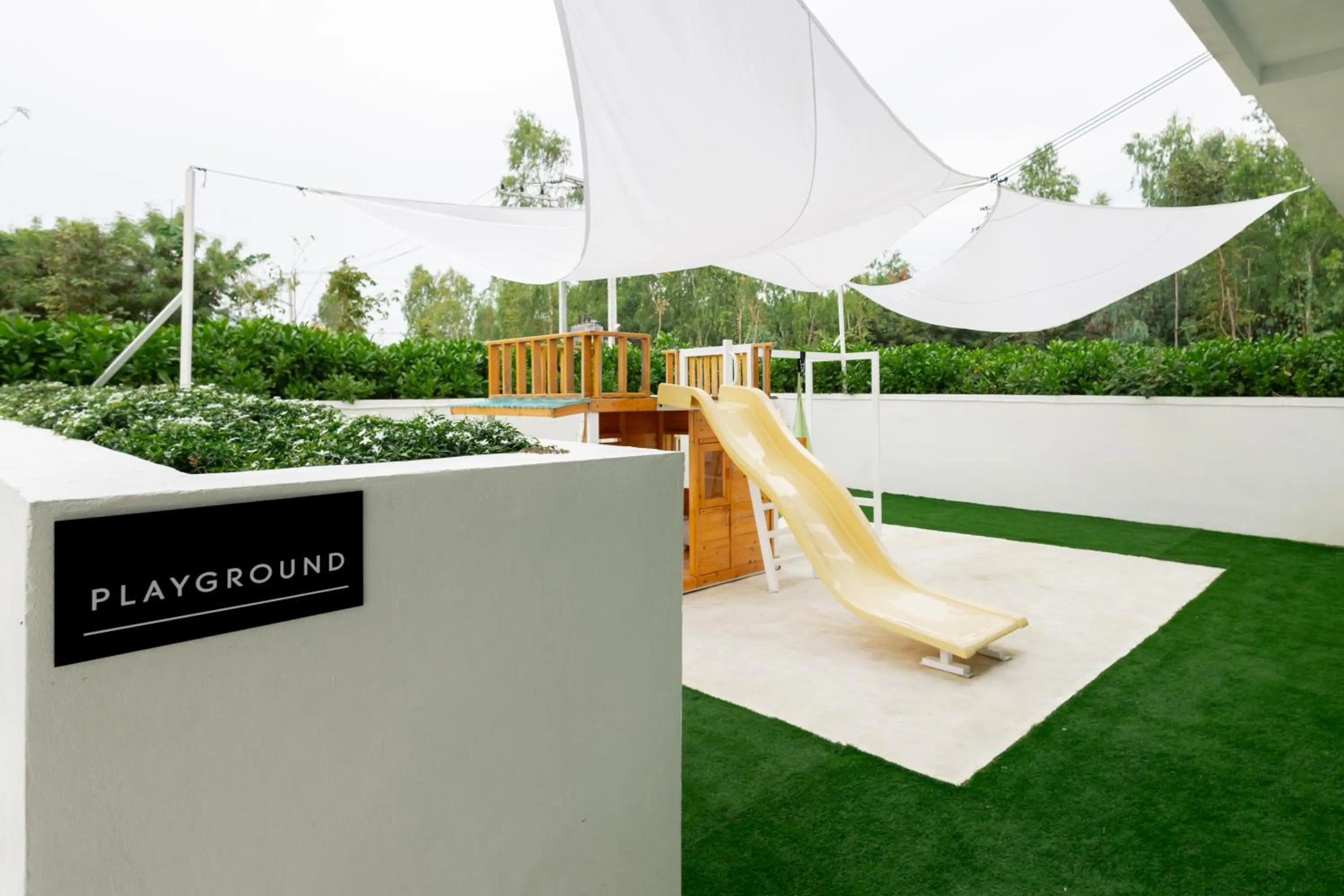 Children play ground in GOOD Nakhonsawan Hotel