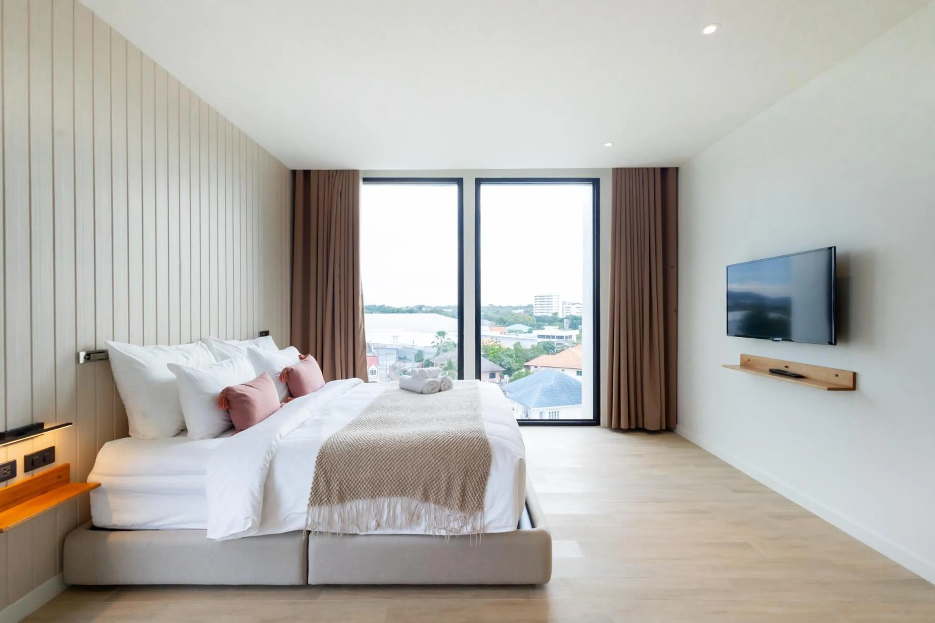 Bed in GOOD Nakhonsawan Hotel