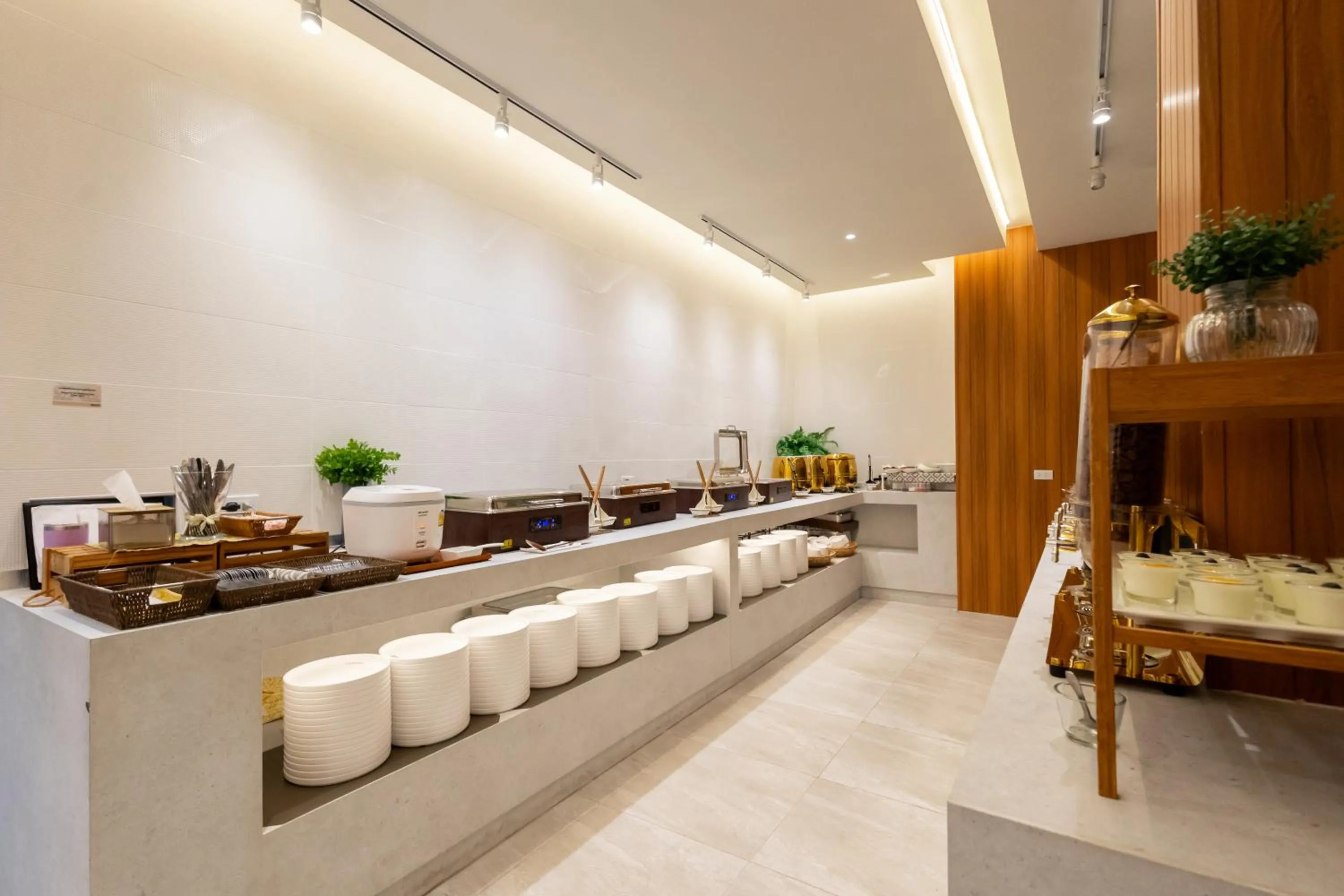 Food in GOOD Nakhonsawan Hotel