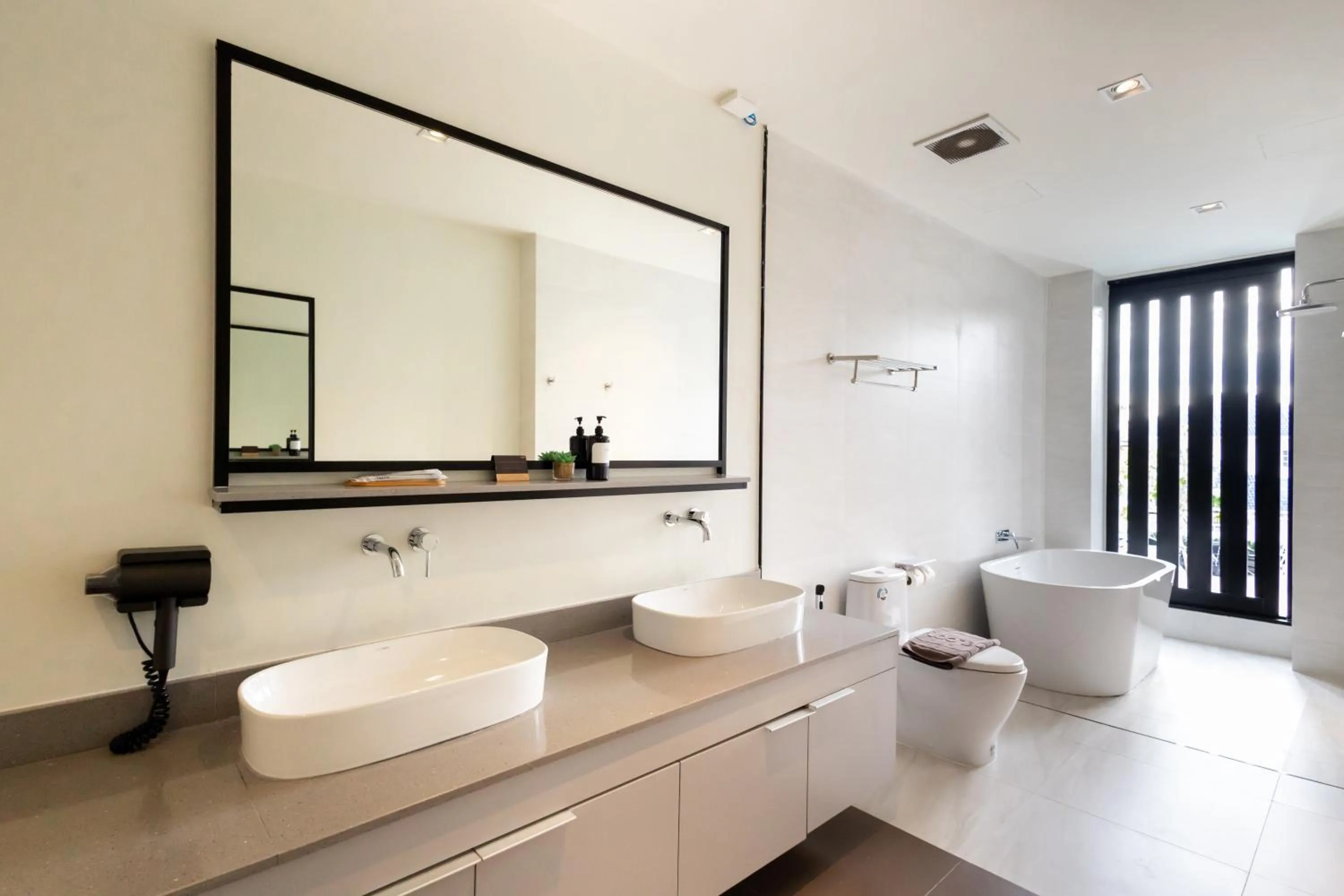 Toilet in GOOD Nakhonsawan Hotel