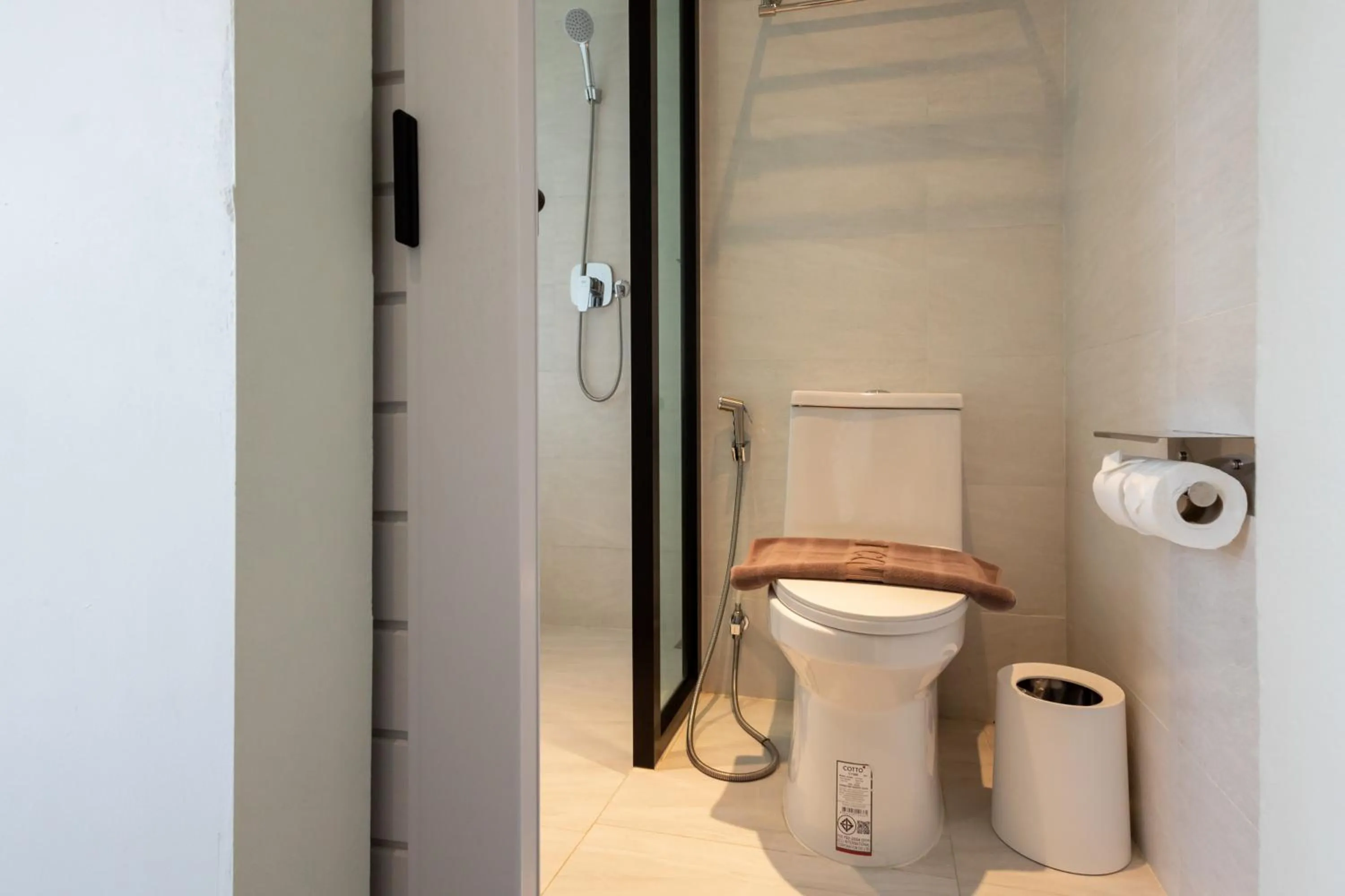 Toilet in GOOD Nakhonsawan Hotel