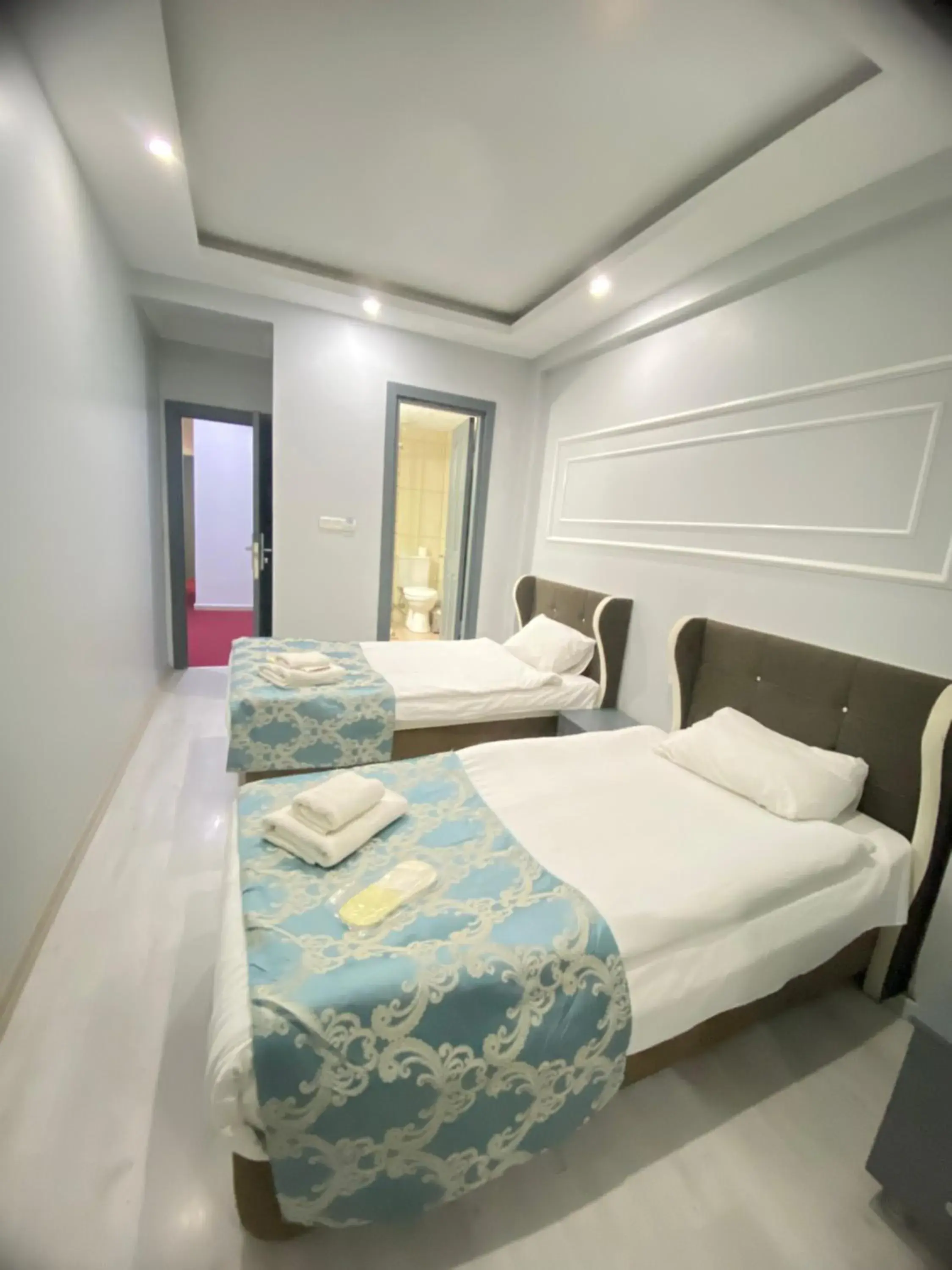 Photo of the whole room, Bed in Abam Hotel Photo of the whole room, Bed in Abam Hotel