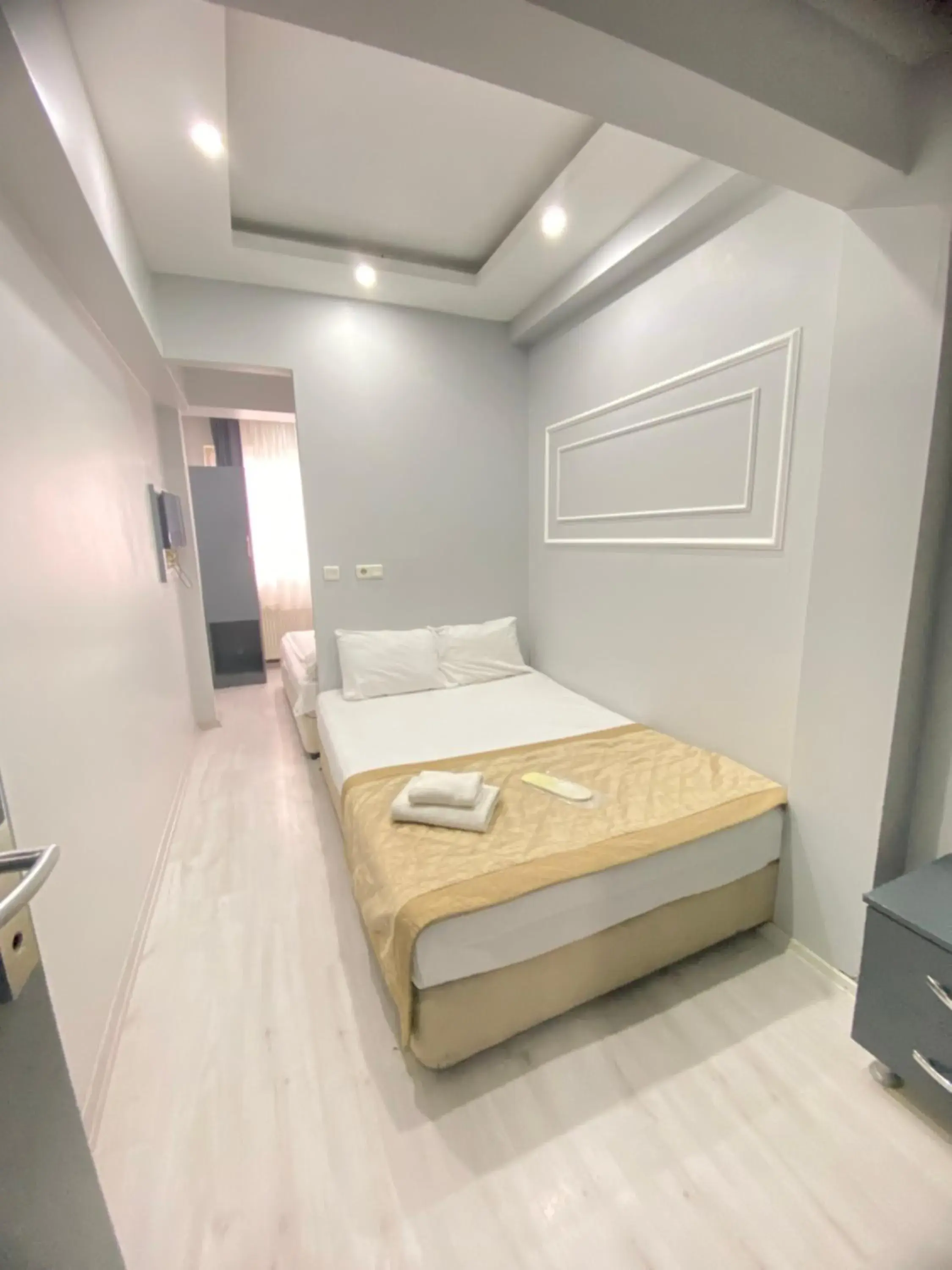 Photo of the whole room, Bed in Abam Hotel Photo of the whole room, Bed in Abam Hotel