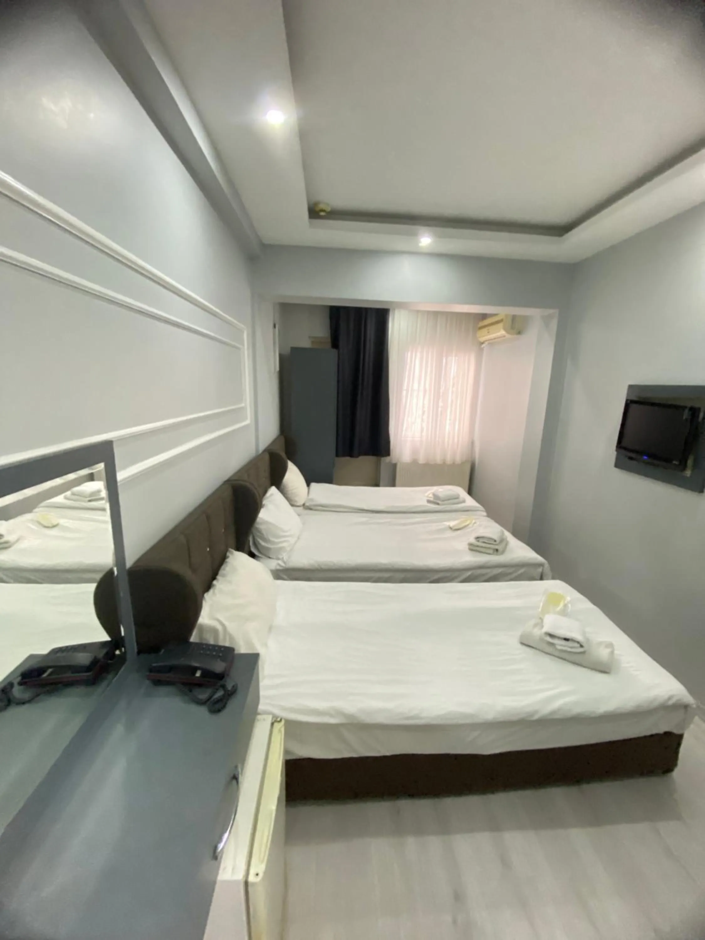 Photo of the whole room, Bed in Abam Hotel