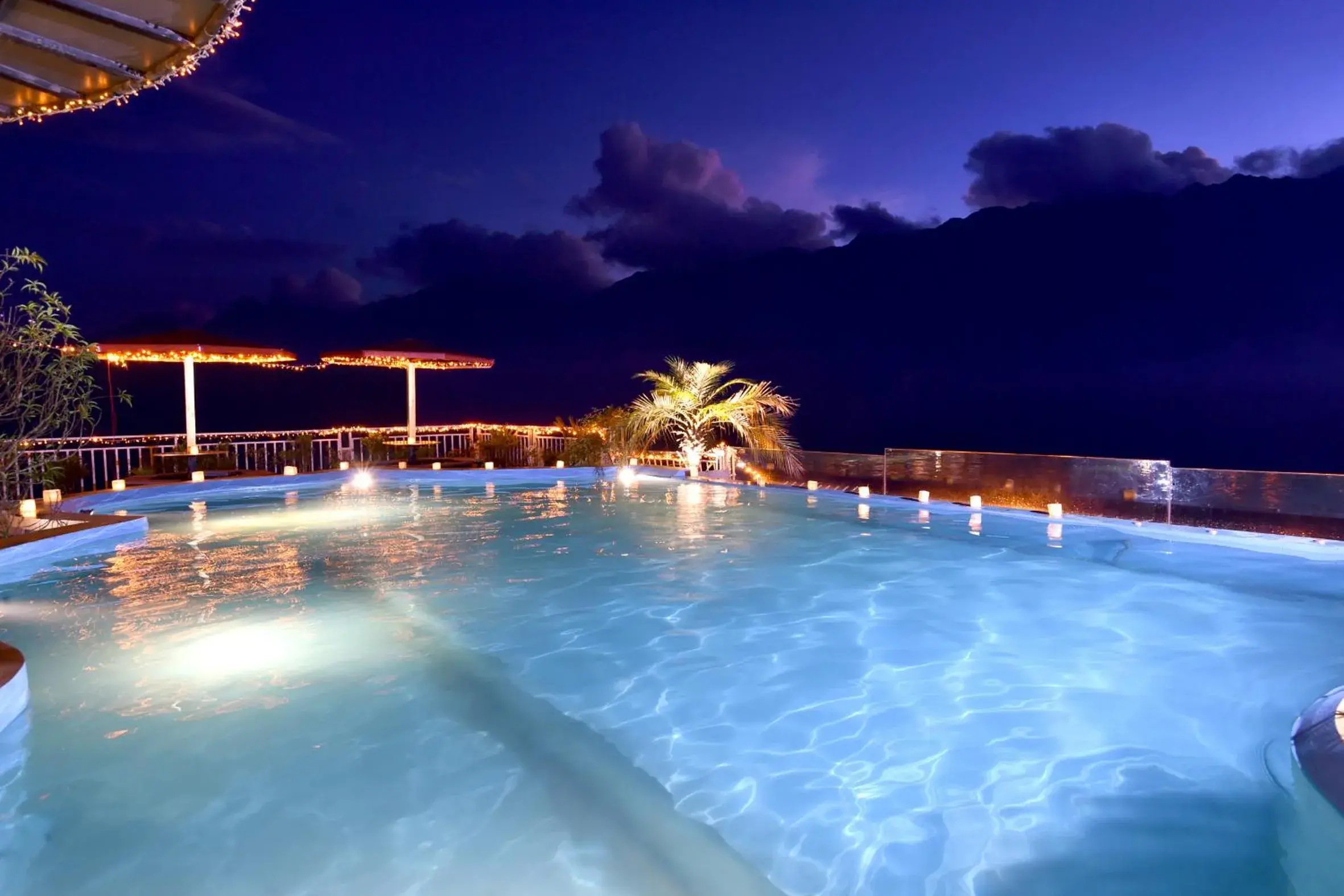 Swimming pool in Sapa Nature View Hotel Swimming pool in Sapa Nature View Hotel