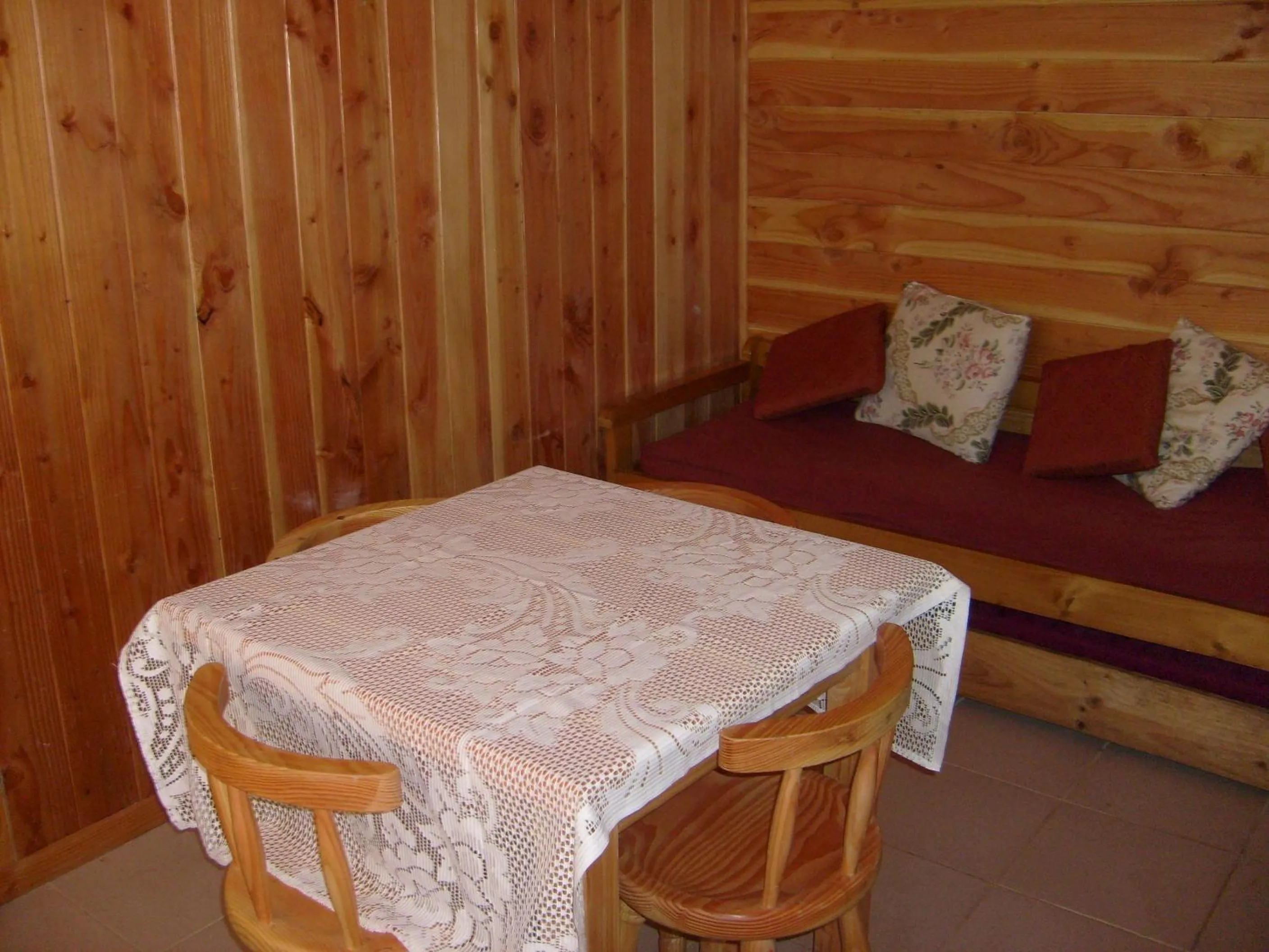 Guests, Bed in Cabañas Los Castaños