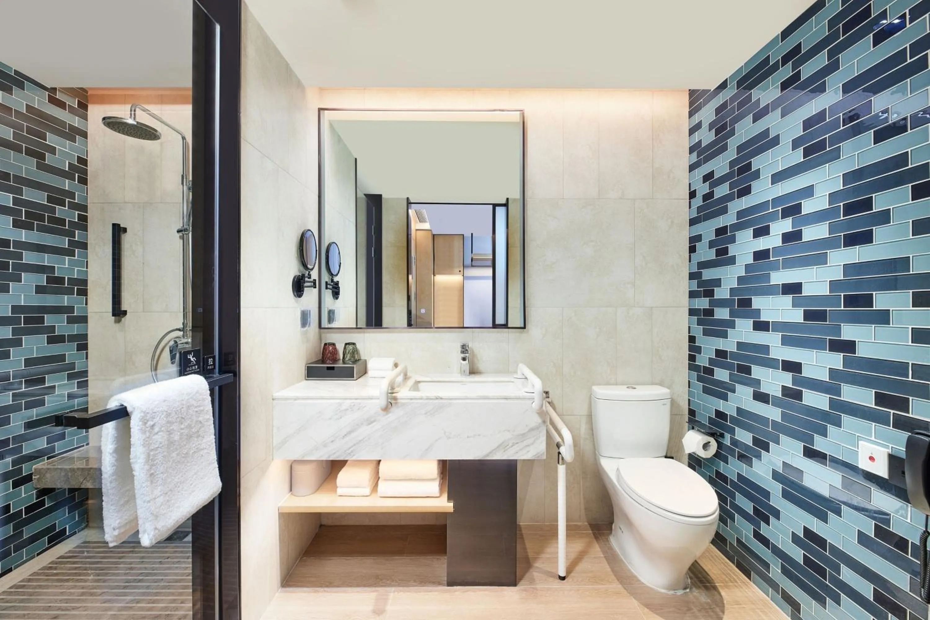 Bathroom in Fairfield by Marriott Changsha Tianxin