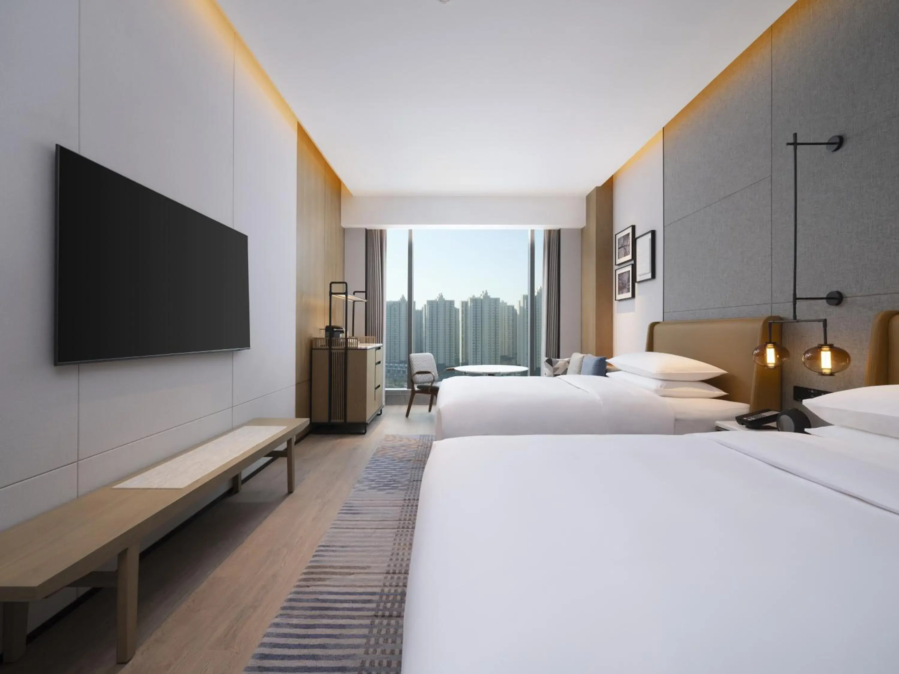 Deluxe Double Room with Two Double Beds and City View in Sheraton Taiyuan Deluxe Double Room with Two Double Beds and City View in Sheraton Taiyuan