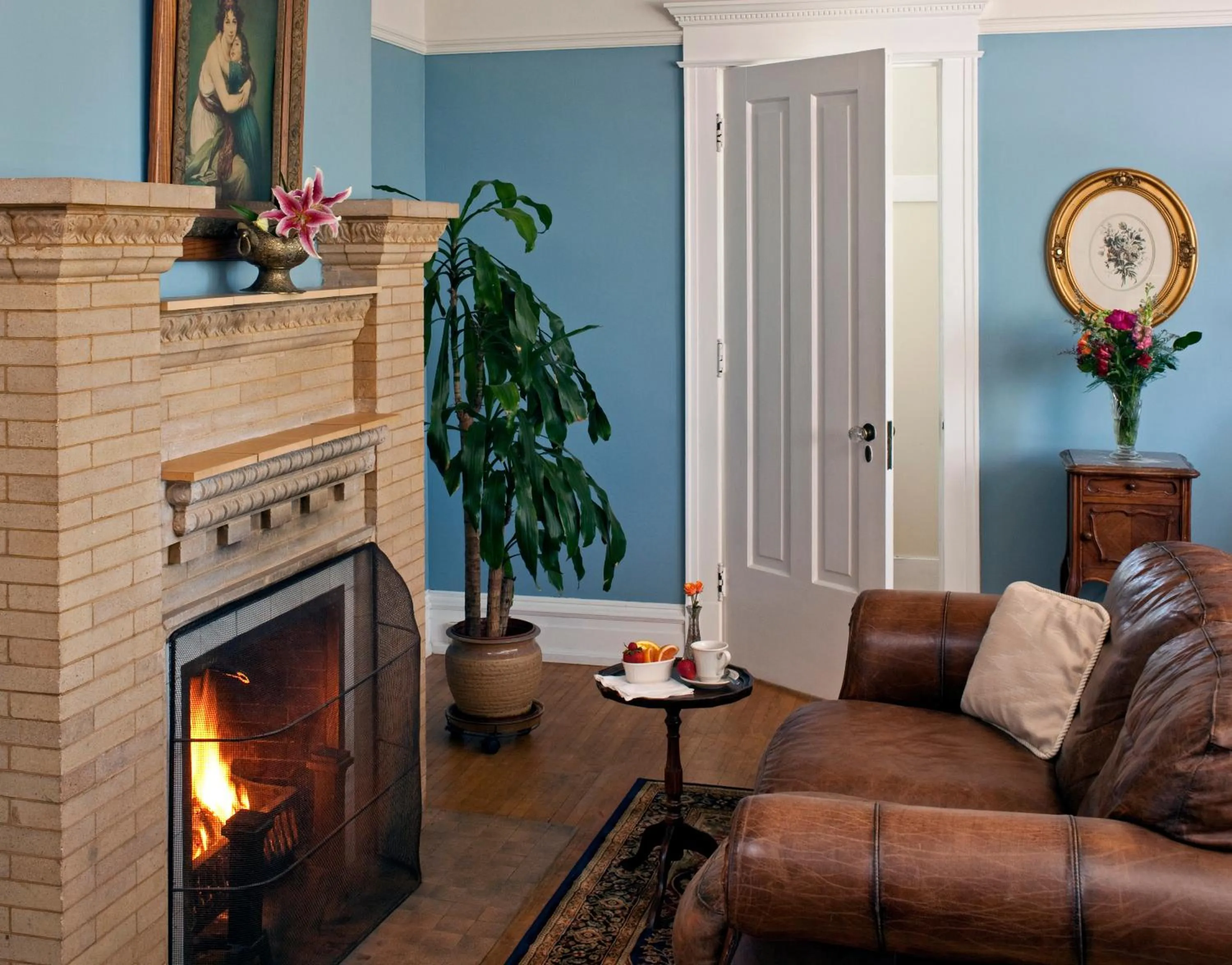 Bedroom in Old Rittenhouse Inn