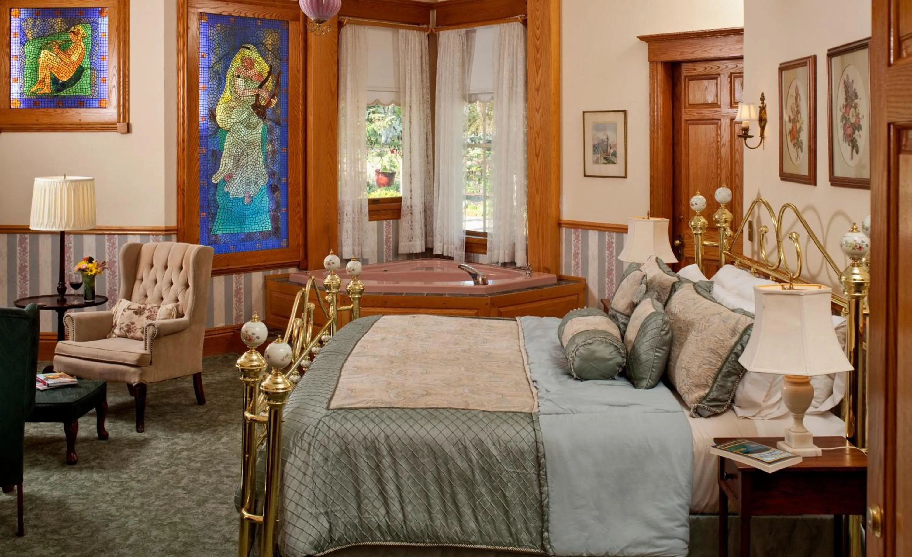 Bedroom in Old Rittenhouse Inn