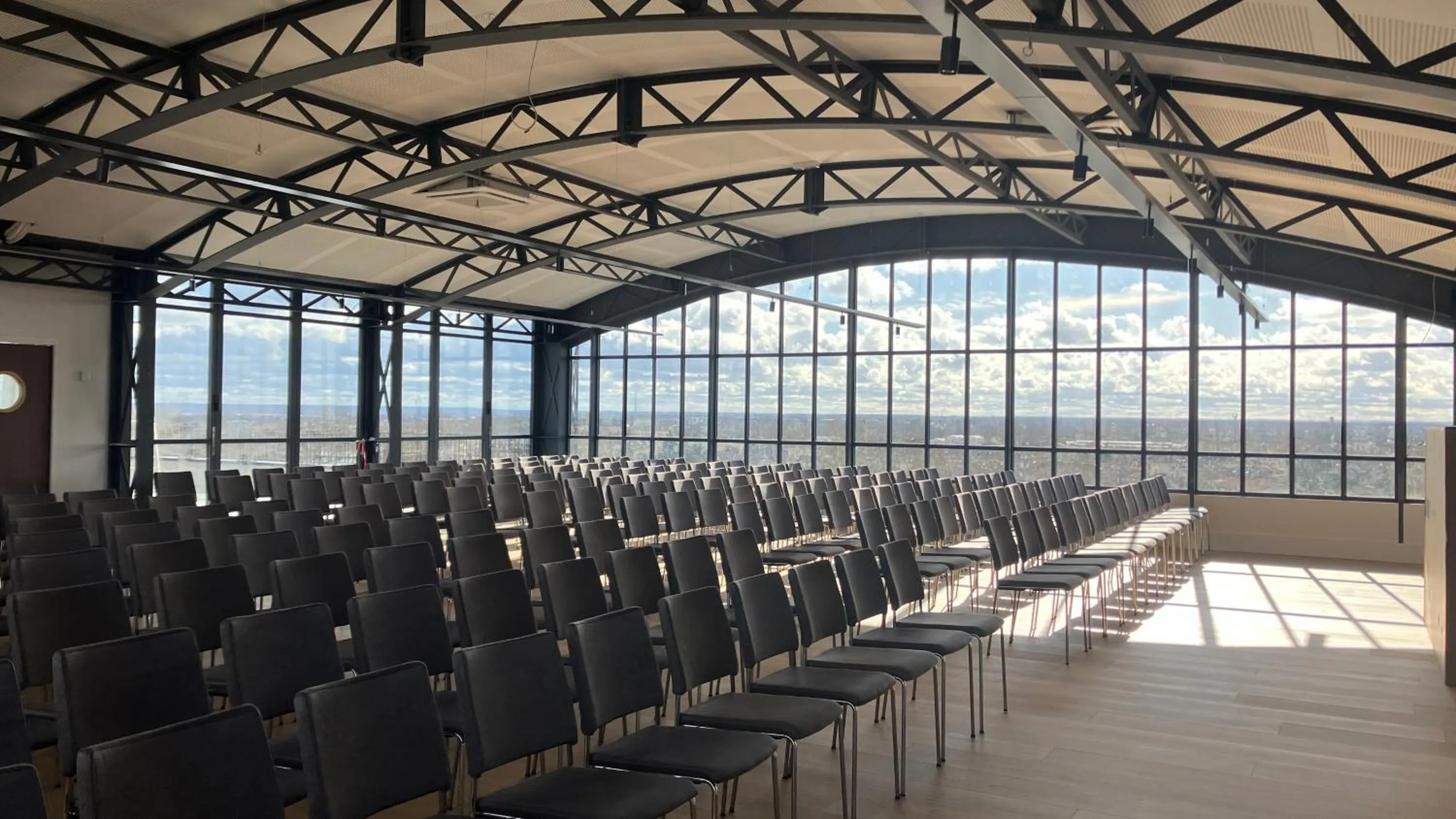 Banquet/Function facilities in Dali Hôtel Montauban