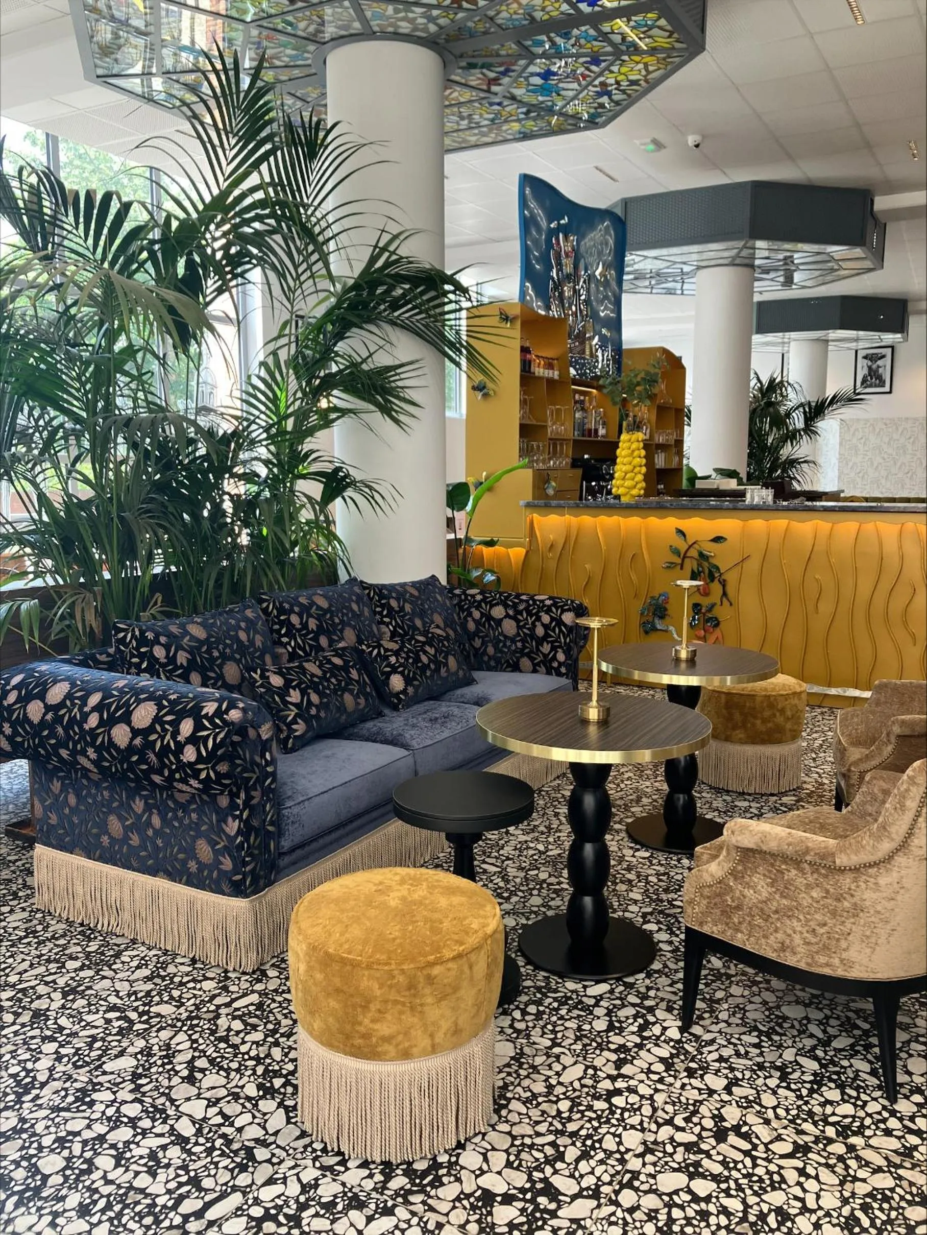 Living room in Dali Hôtel Montauban