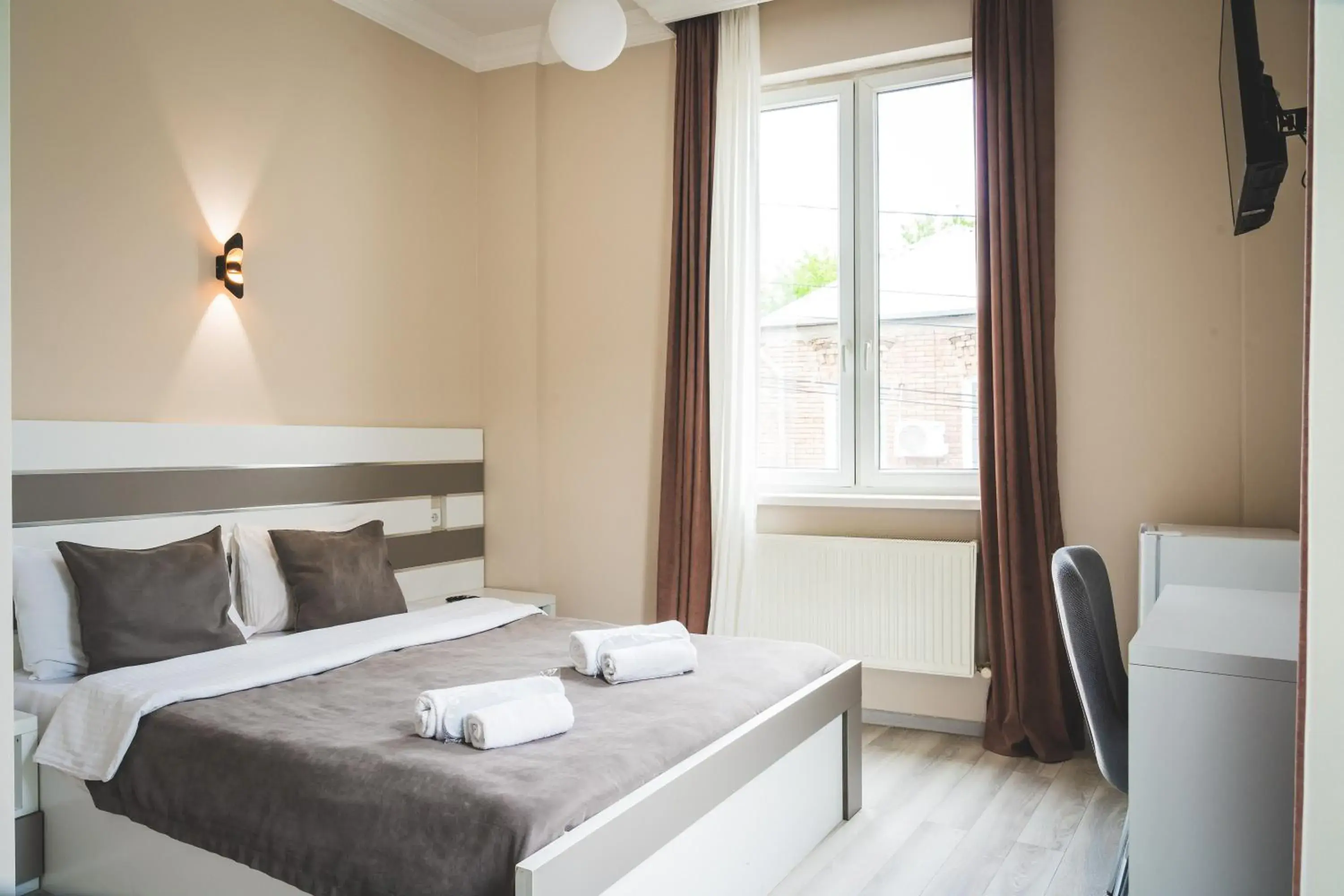 Double Room with Balcony - single occupancy in White House Double Room with Balcony - single occupancy in White House