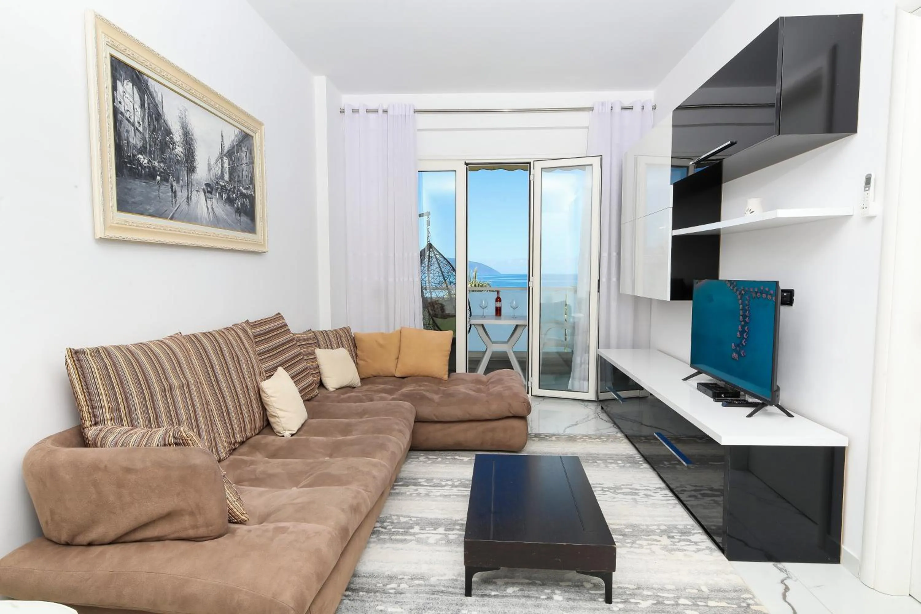 Jimi Apartments