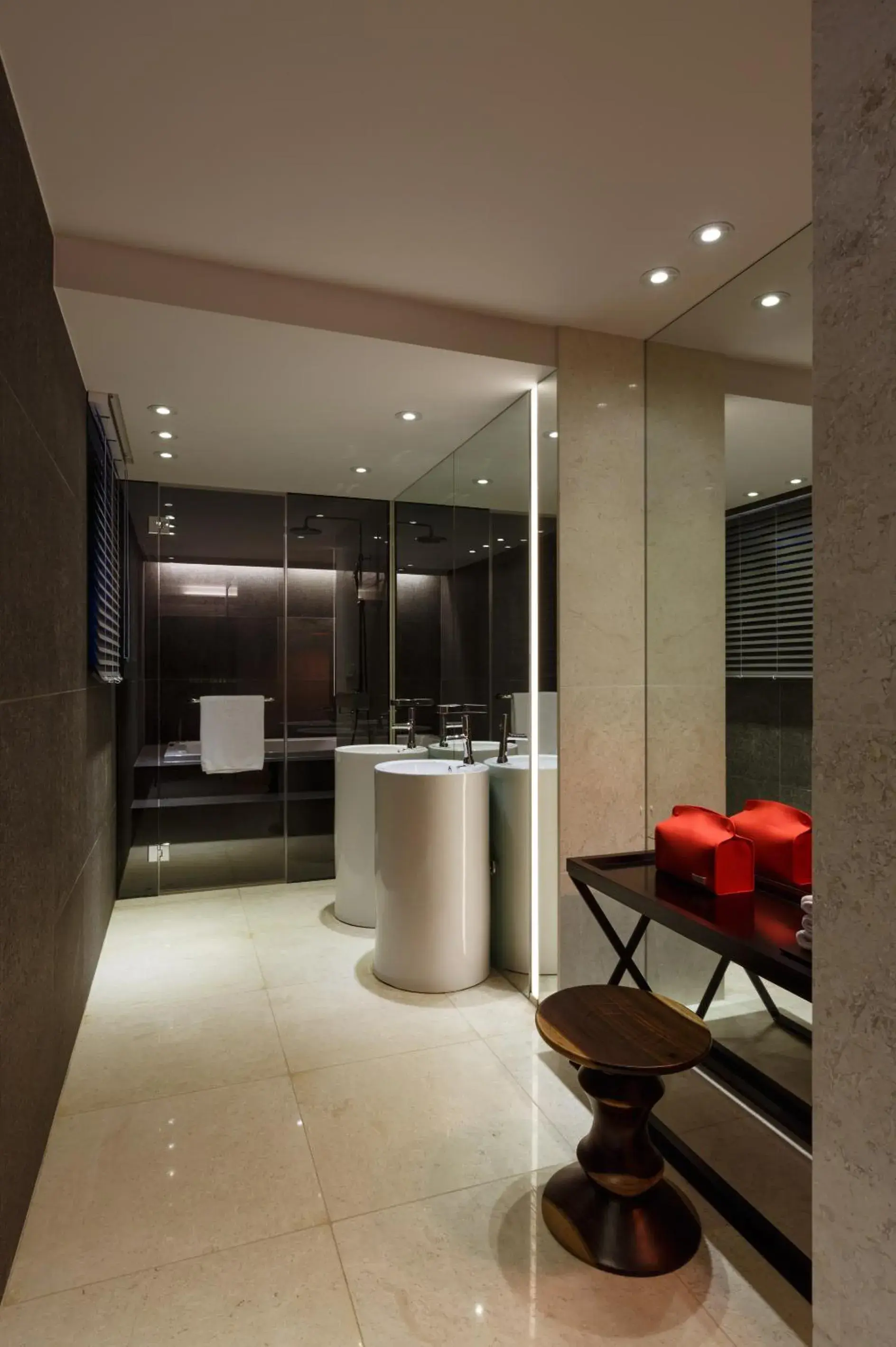 Other in H Hotel Other in H Hotel