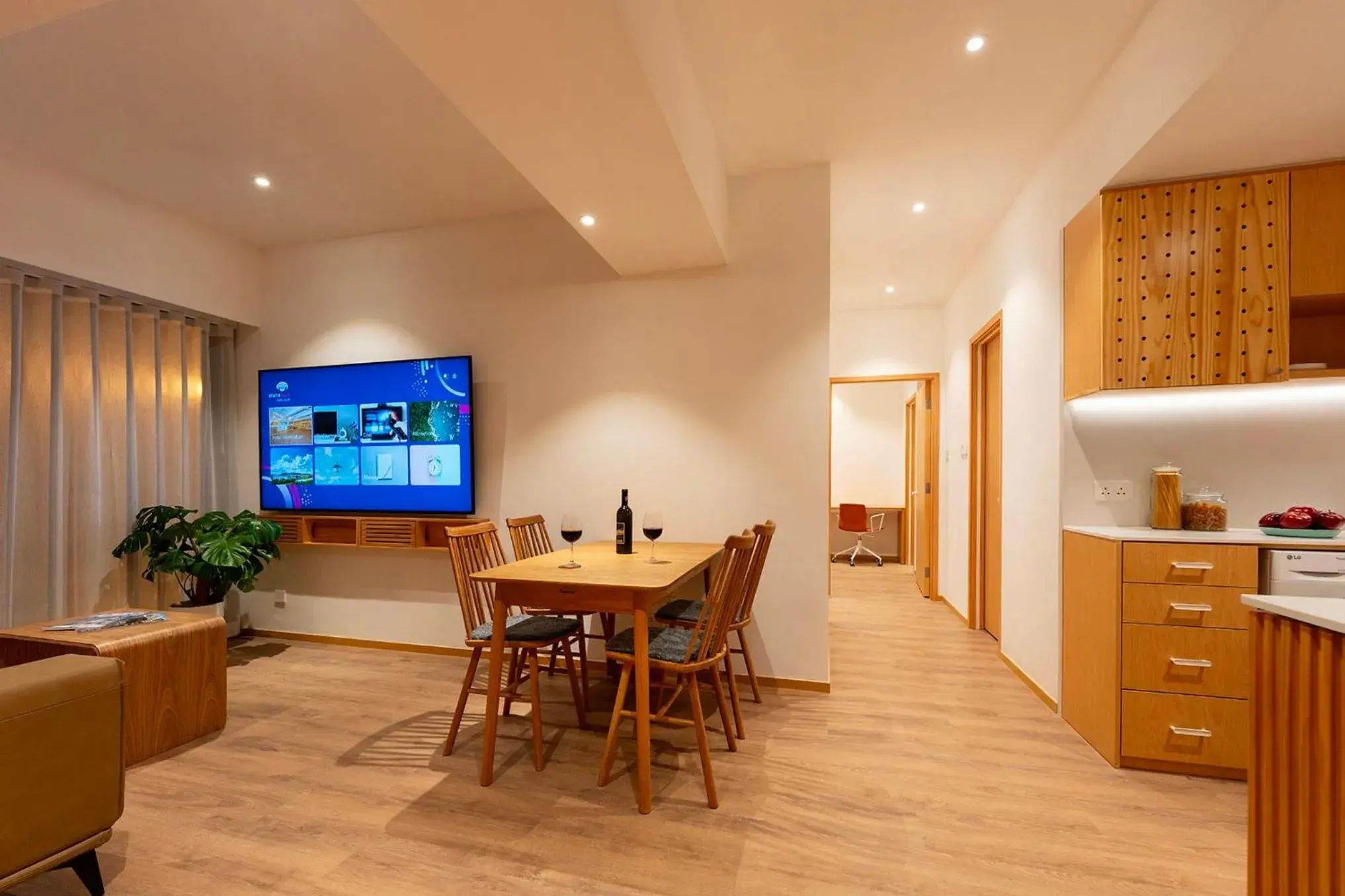 Property building in Shama Hub Metro South Hong Kong Property building in Shama Hub Metro South Hong Kong