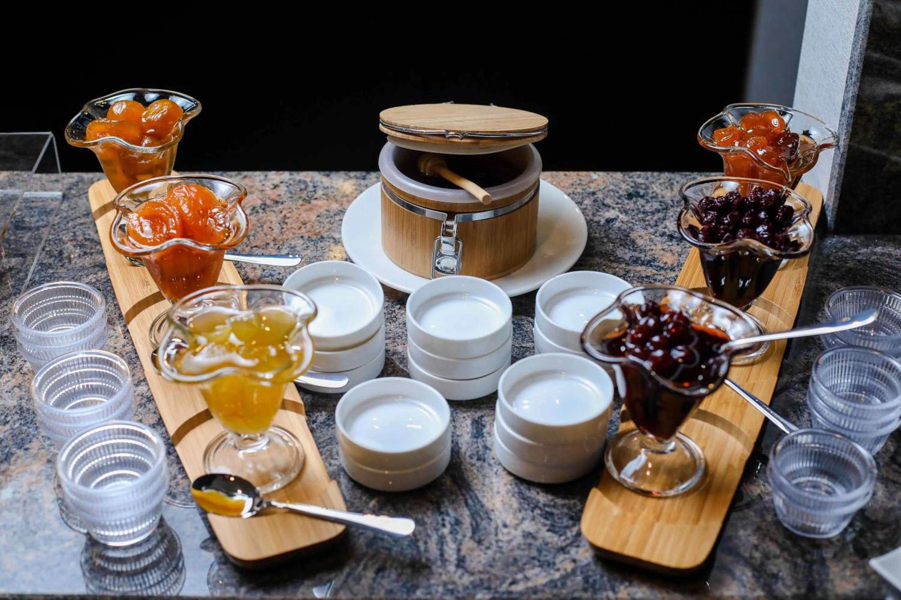 Restaurant/places to eat in Arium Hotel Baku