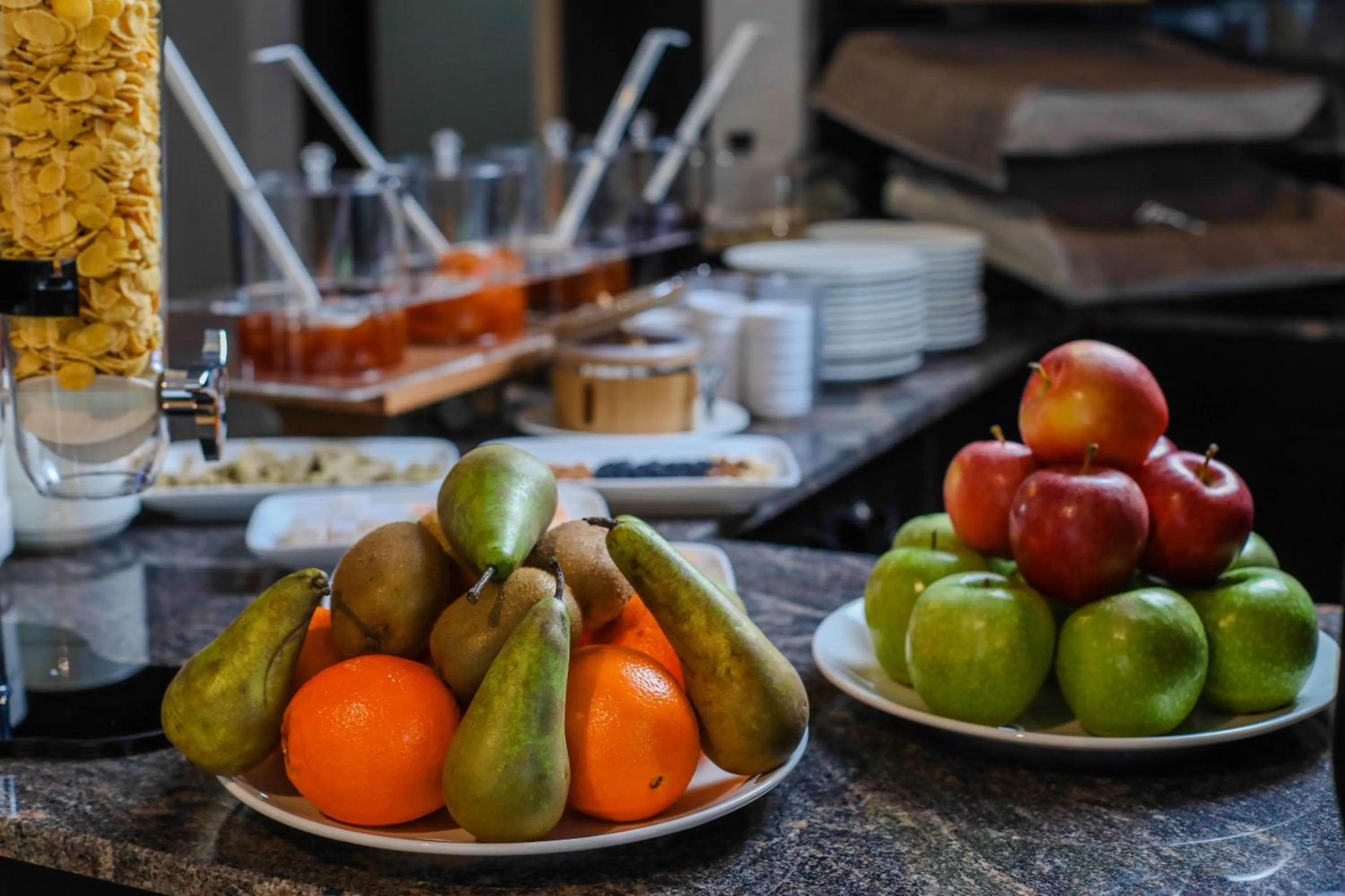 Restaurant/places to eat in Arium Hotel Baku