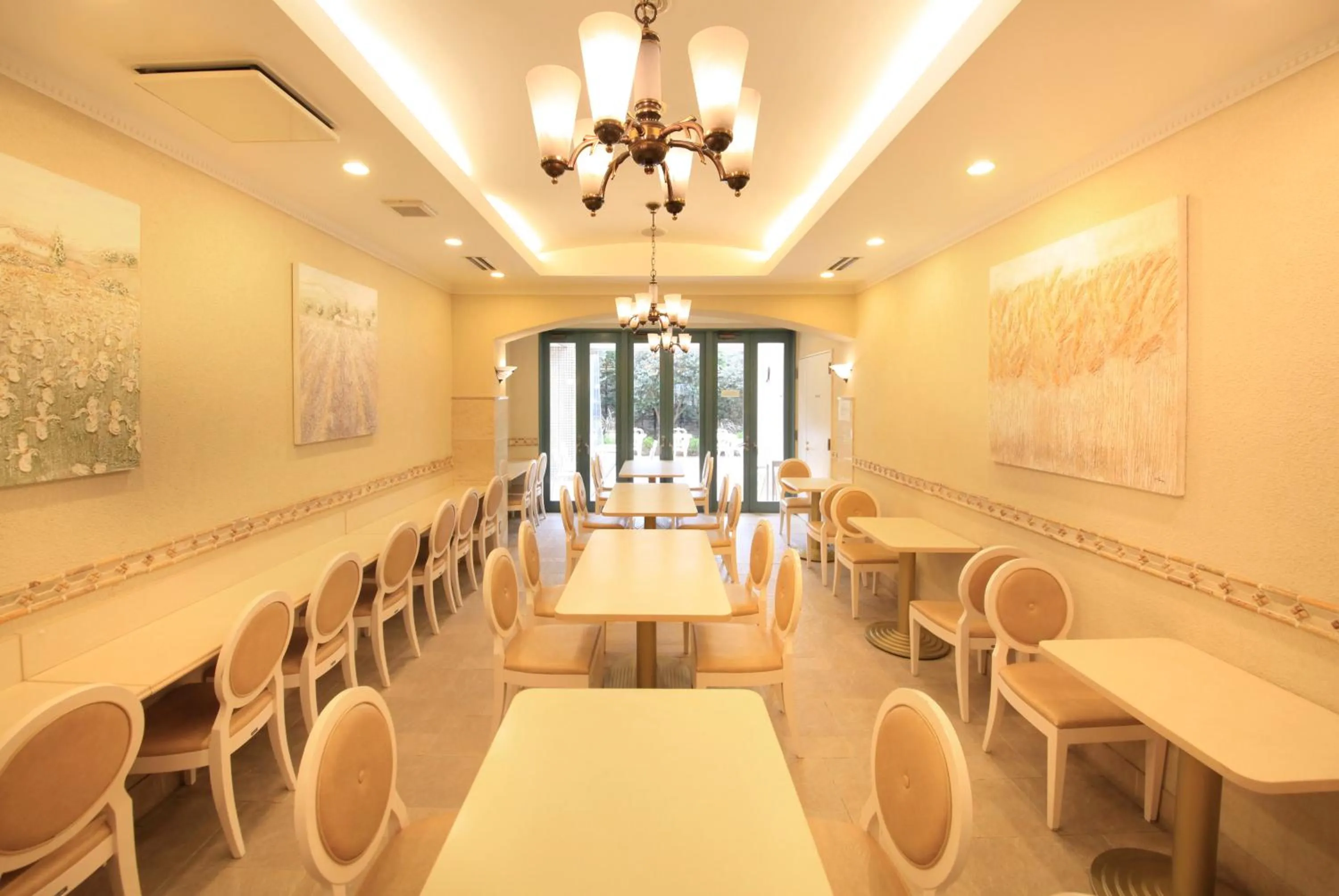 Restaurant/places to eat in Hotel Coco Grand Kitasenju