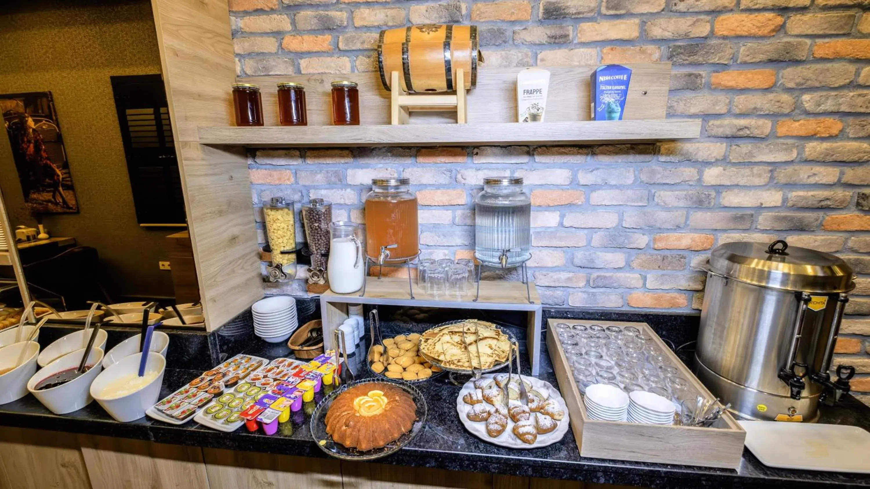 Restaurant/places to eat in Mai İnci Otel Restaurant/places to eat in Mai İnci Otel